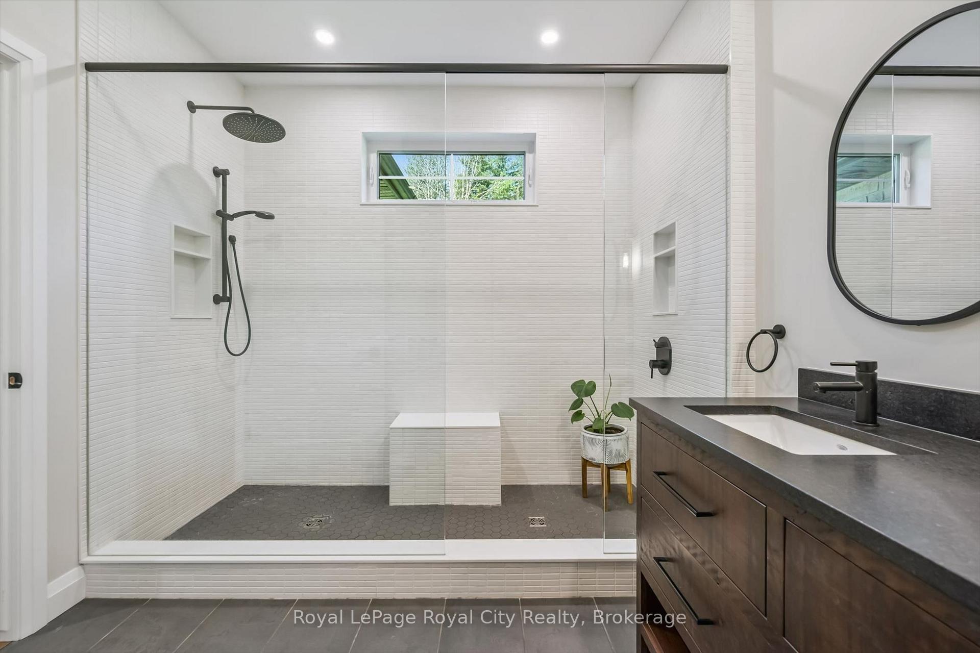 Photo 29 of 113 Sharron Court, Mapleton, Rural Mapleton — HOMEH