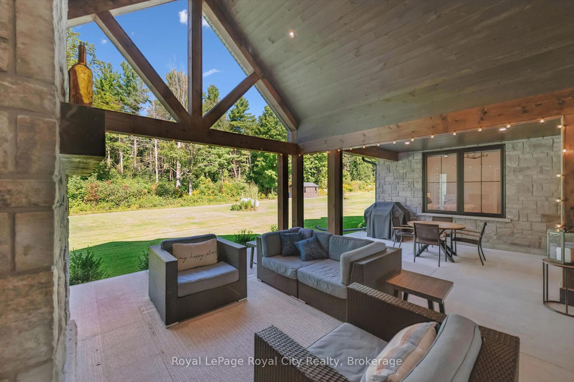 Photo 43 of 113 Sharron Court, Mapleton, Rural Mapleton — HOMEH
