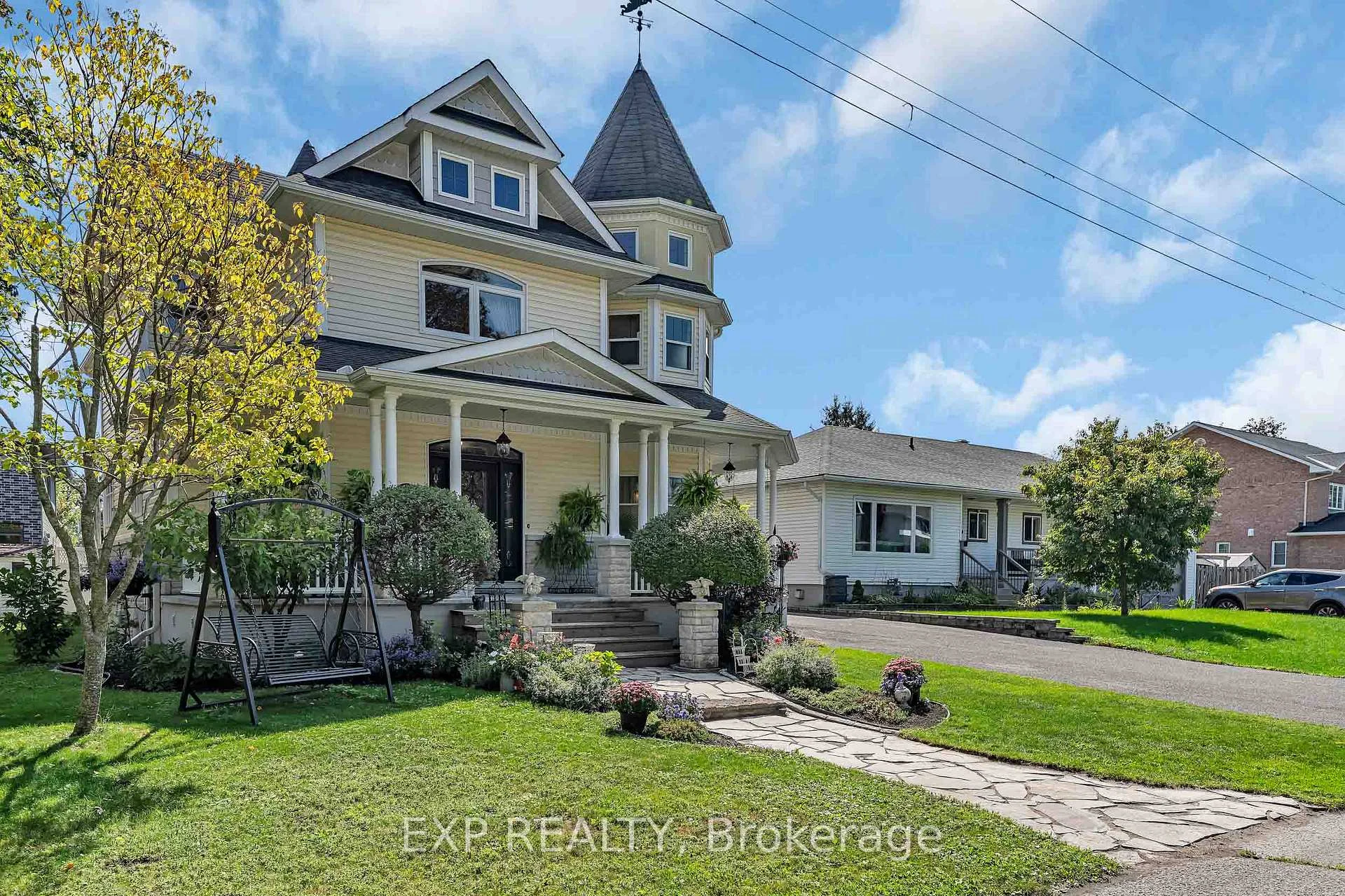 Photo 3 of 1388 Emerald Gate Avenue, Ottawa, Emerald Woods/Sawmill Creek — HOMEH