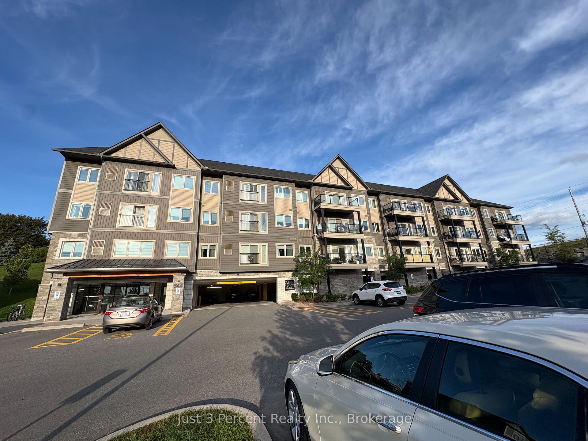 Photo 2 of Unit 101, 344 Florence Drive, Peterborough, Monaghan Ward 2 — HOMEH