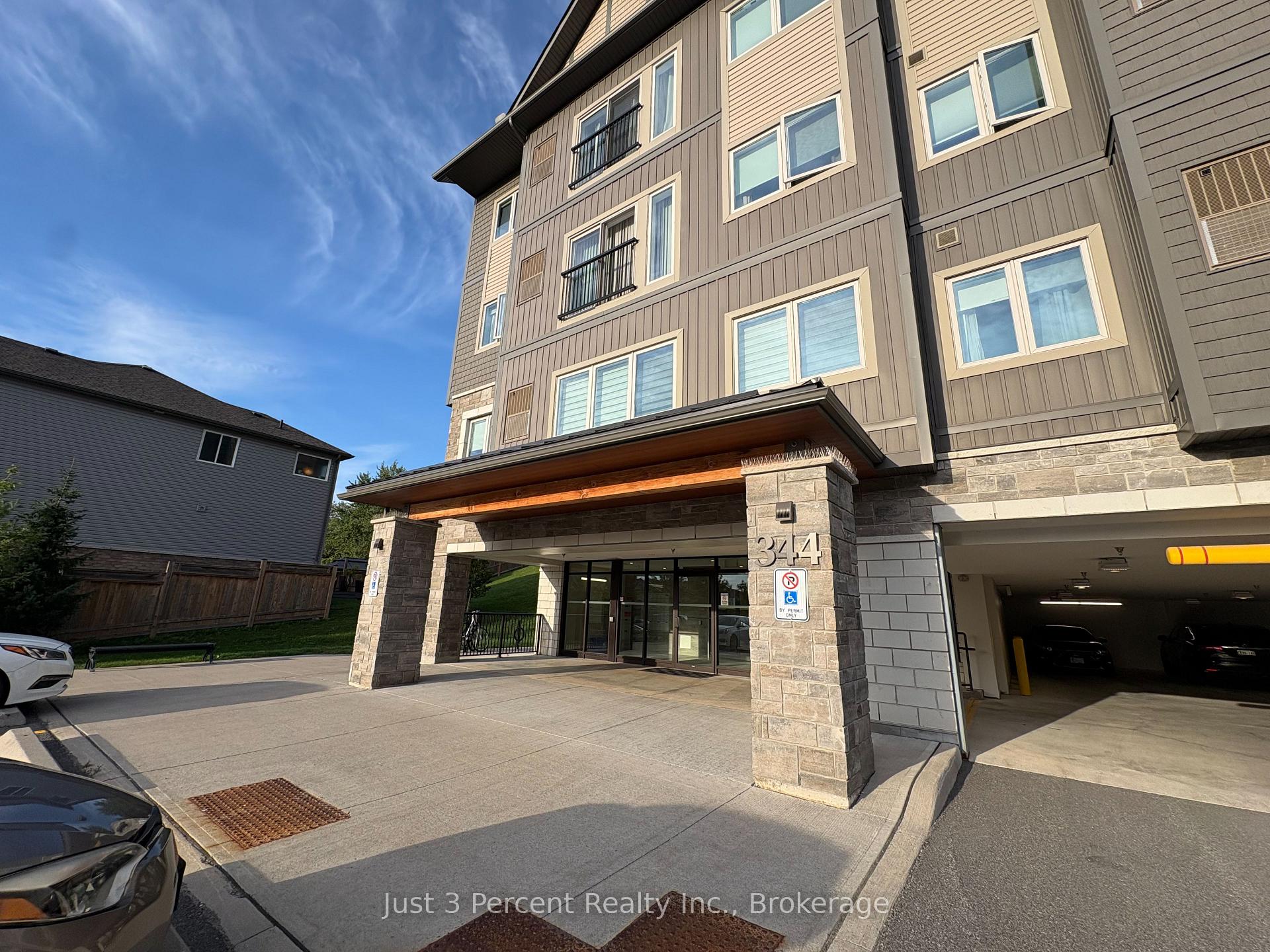 Photo 5 of Unit 101, 344 Florence Drive, Peterborough, Monaghan Ward 2 — HOMEH