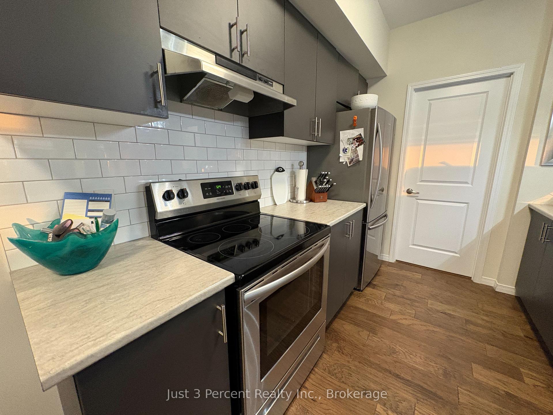 Photo 11 of Unit 101, 344 Florence Drive, Peterborough, Monaghan Ward 2 — HOMEH