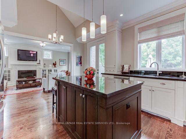 Photo 12 of 42 Mervyn Avenue, Etobicoke, Islington-City Centre West — HOMEH