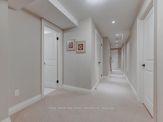 Photo 26 of 42 Mervyn Avenue, Etobicoke, Islington-City Centre West — HOMEH