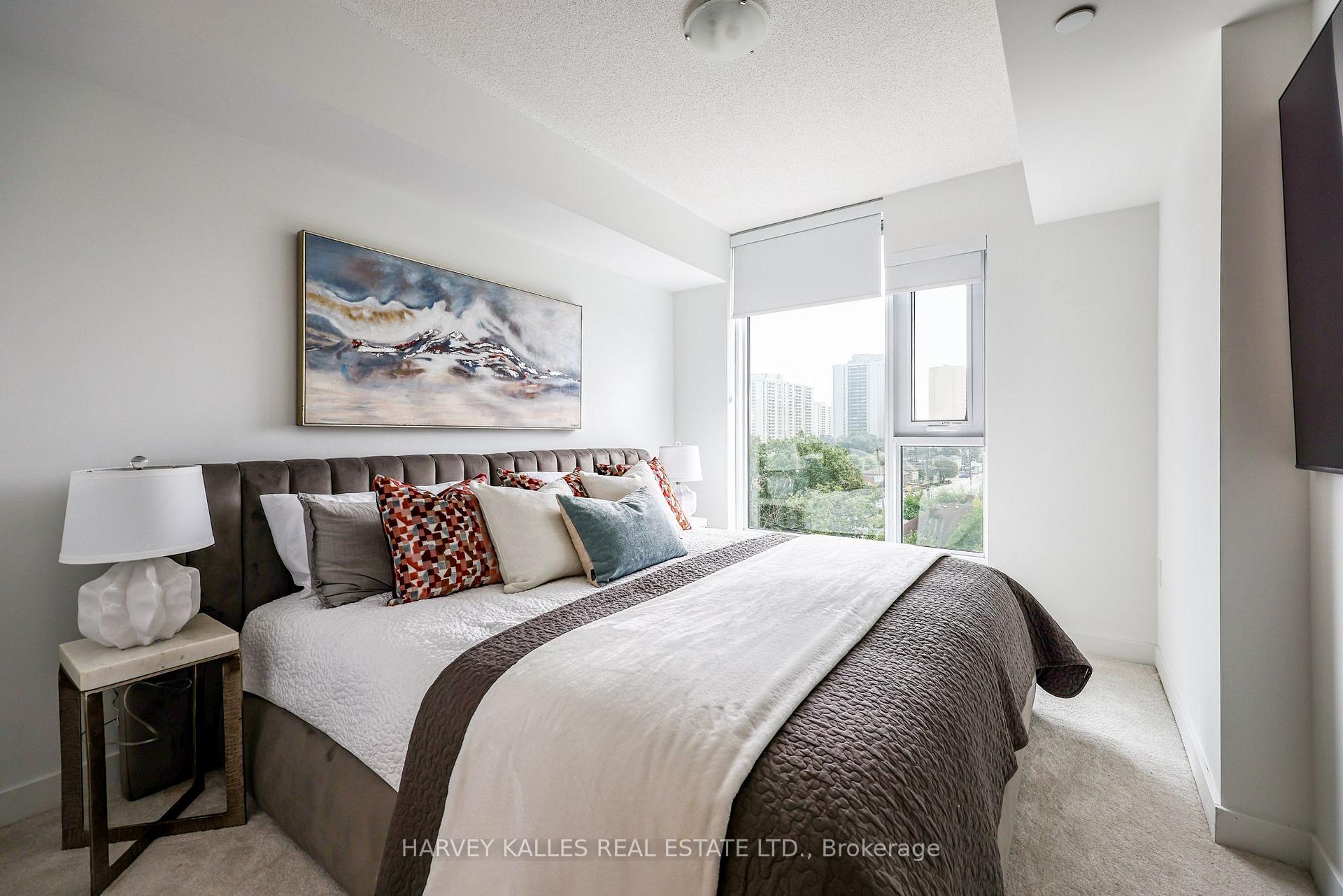 Photo 19 of Unit 606, 556 Marlee Avenue, North York, Yorkdale-Glen Park — HOMEH