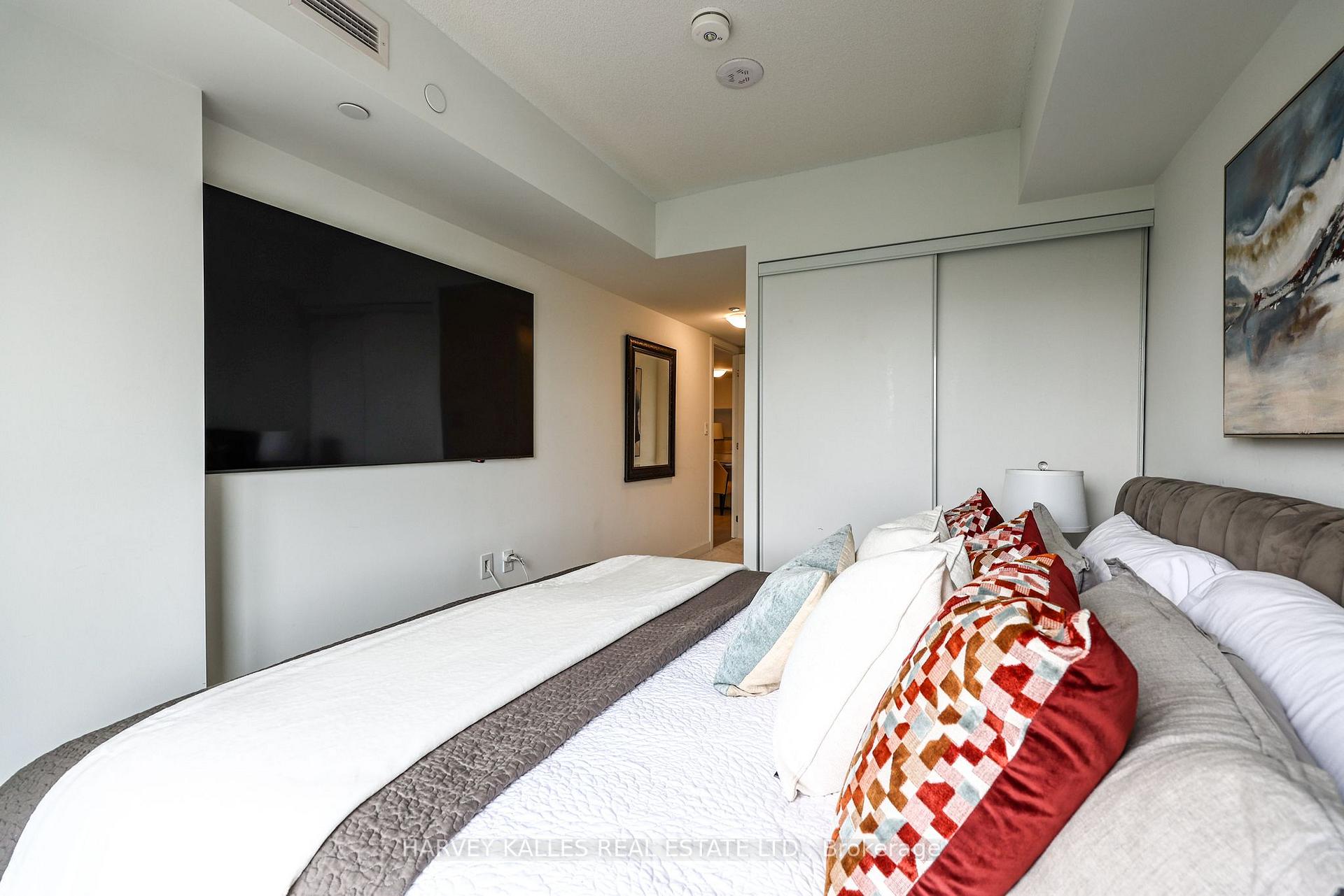 Photo 20 of Unit 606, 556 Marlee Avenue, North York, Yorkdale-Glen Park — HOMEH