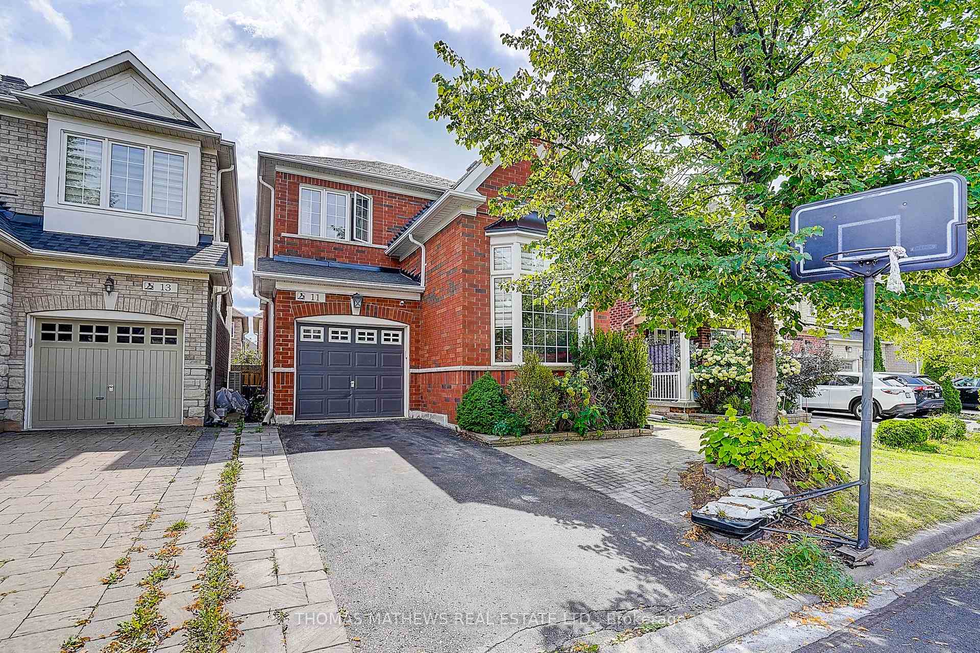 Photo 1 of 11 Ada Gardens, Markham, Box Grove — HOMEH