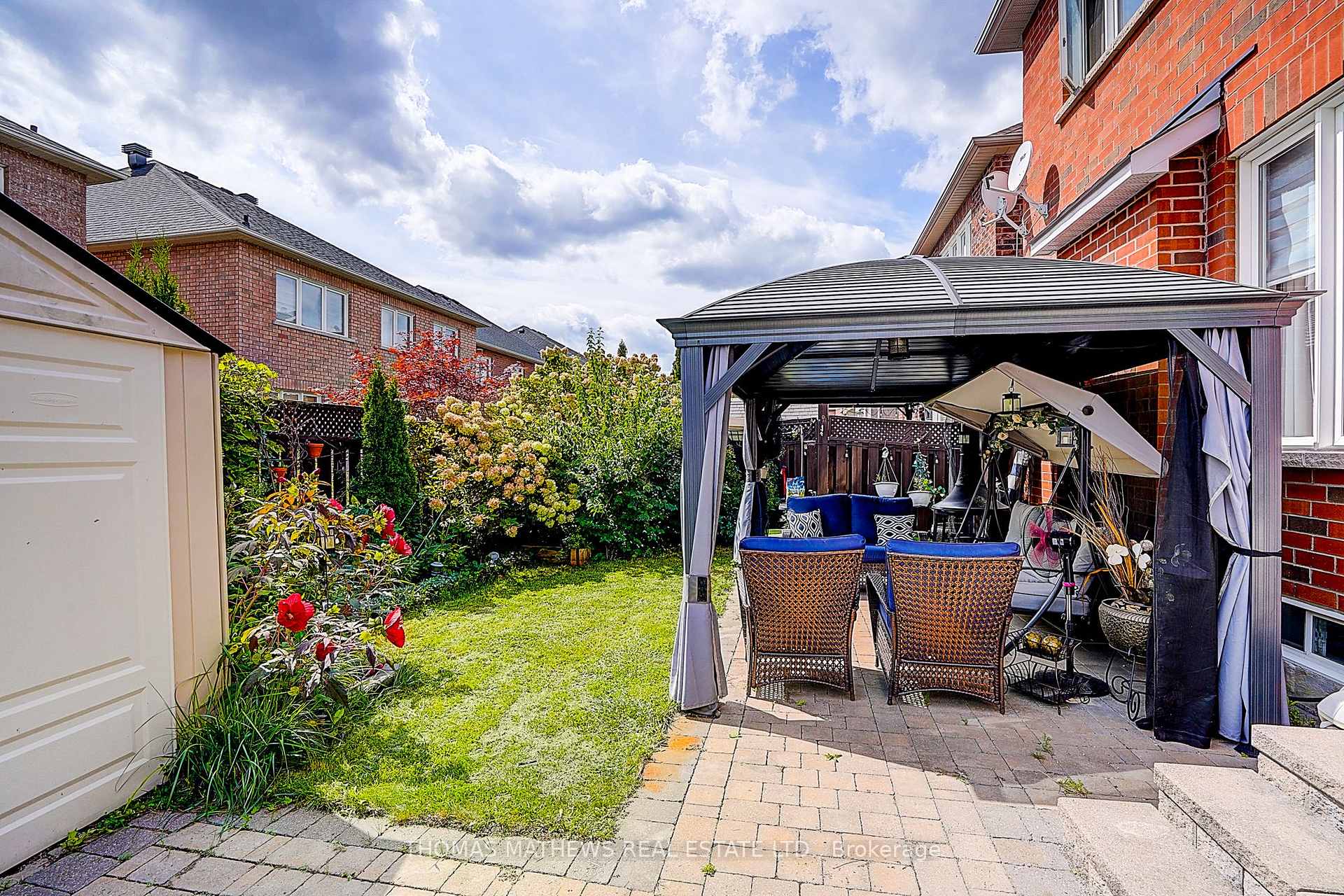 Photo 7 of 11 Ada Gardens, Markham, Box Grove — HOMEH