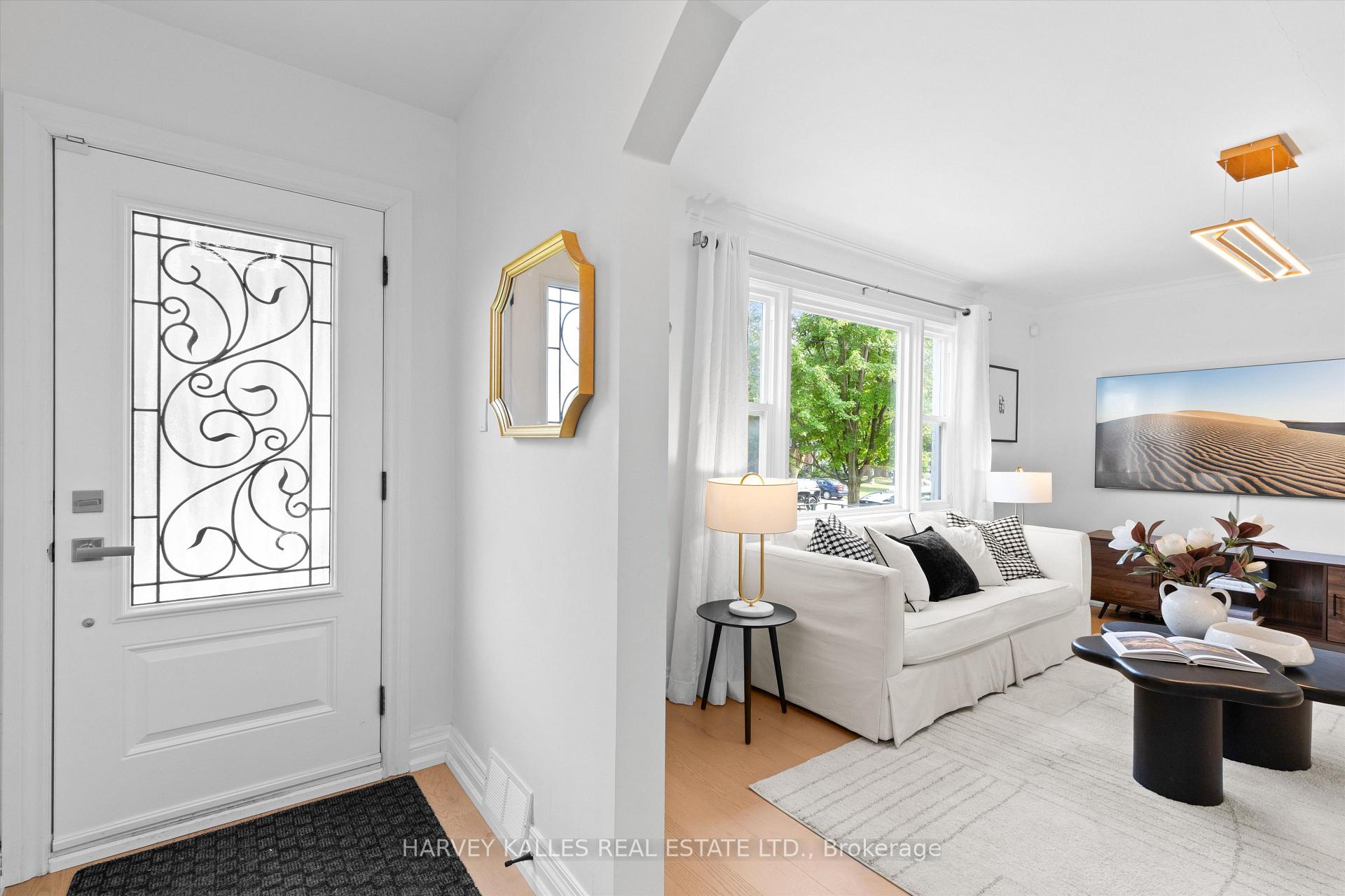 Photo 5 of 84 Lynnhaven Road, Toronto, Englemount-Lawrence — HOMEH