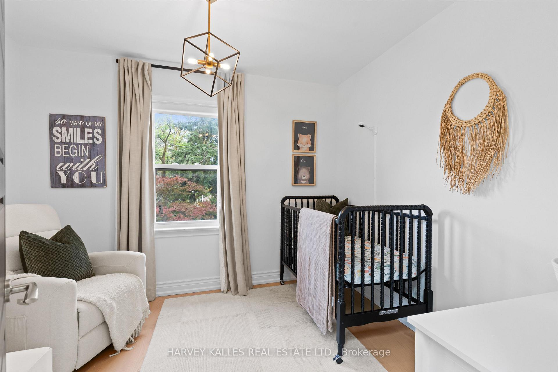 Photo 25 of 84 Lynnhaven Road, Toronto, Englemount-Lawrence — HOMEH