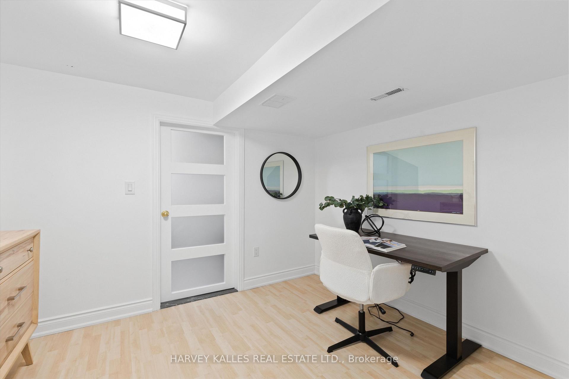 Photo 30 of 84 Lynnhaven Road, Toronto, Englemount-Lawrence — HOMEH