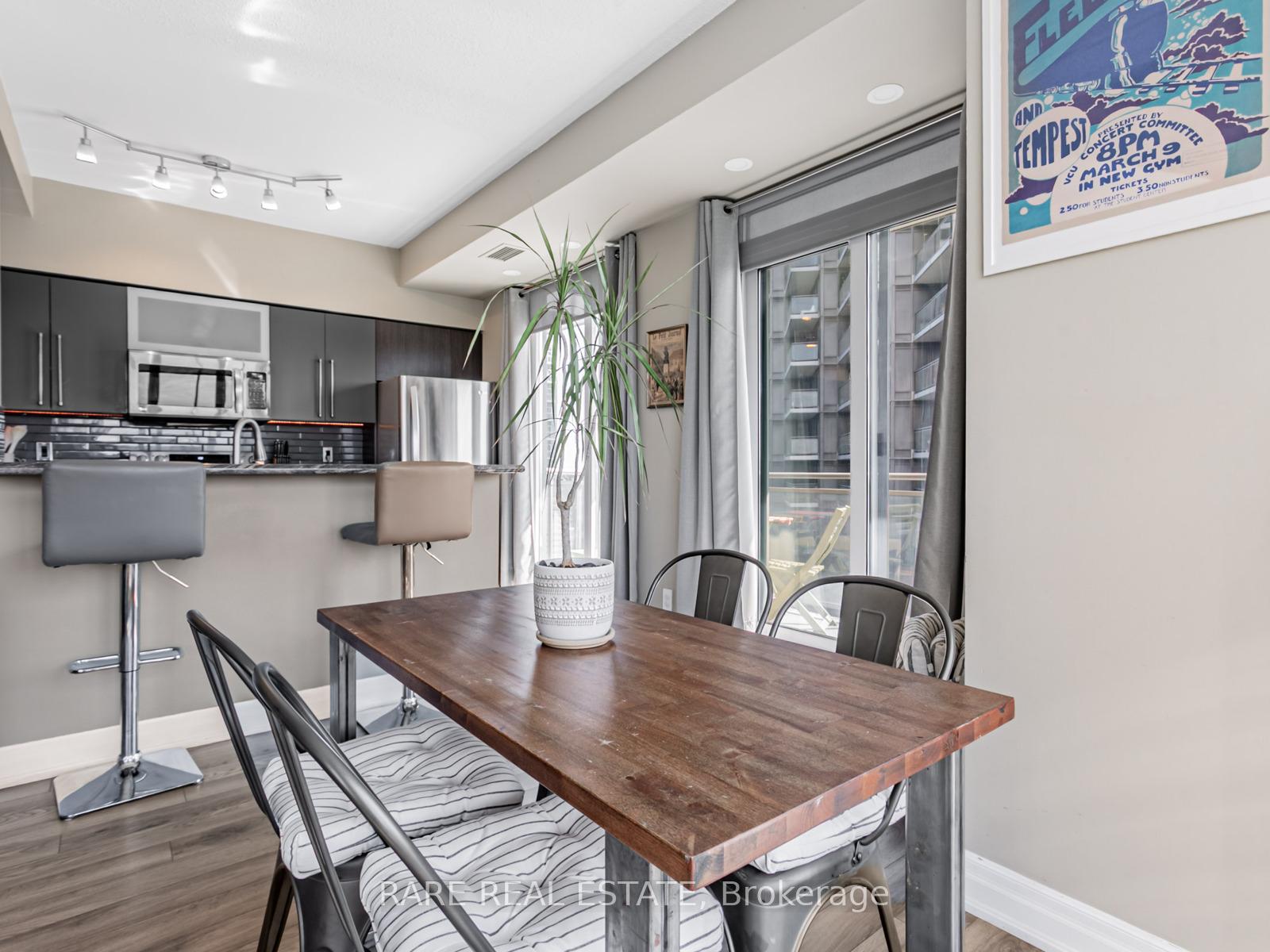 Photo 14 of Unit 703, 2119 Lake Shore Boulevard W, Etobicoke, Mimico — HOMEH