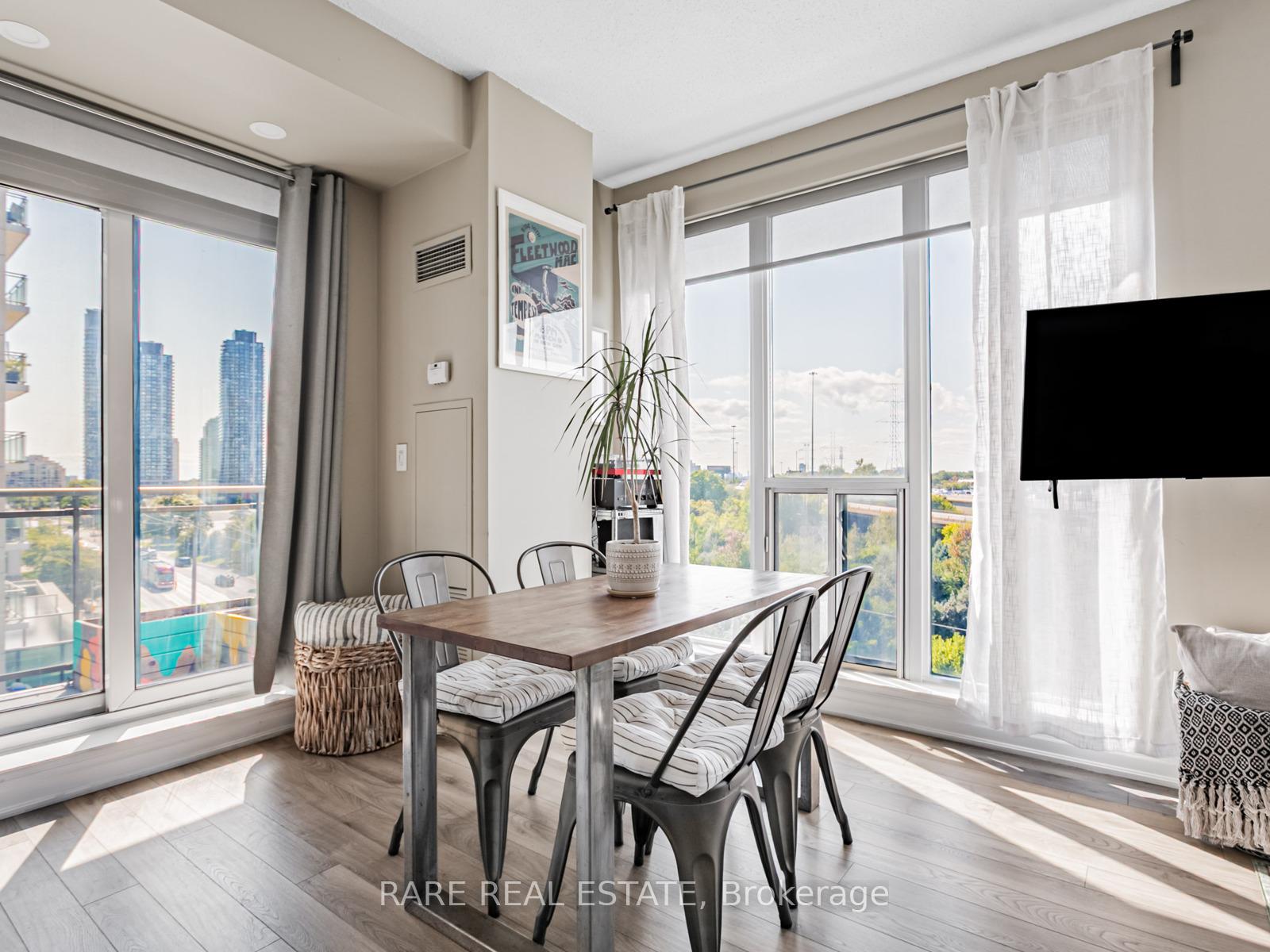 Photo 15 of Unit 703, 2119 Lake Shore Boulevard W, Etobicoke, Mimico — HOMEH