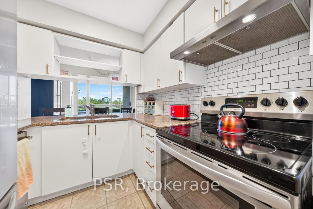 Photo 19 of Unit 203, 2365 Central Park Drive, Oakville, River Oaks — HOMEH
