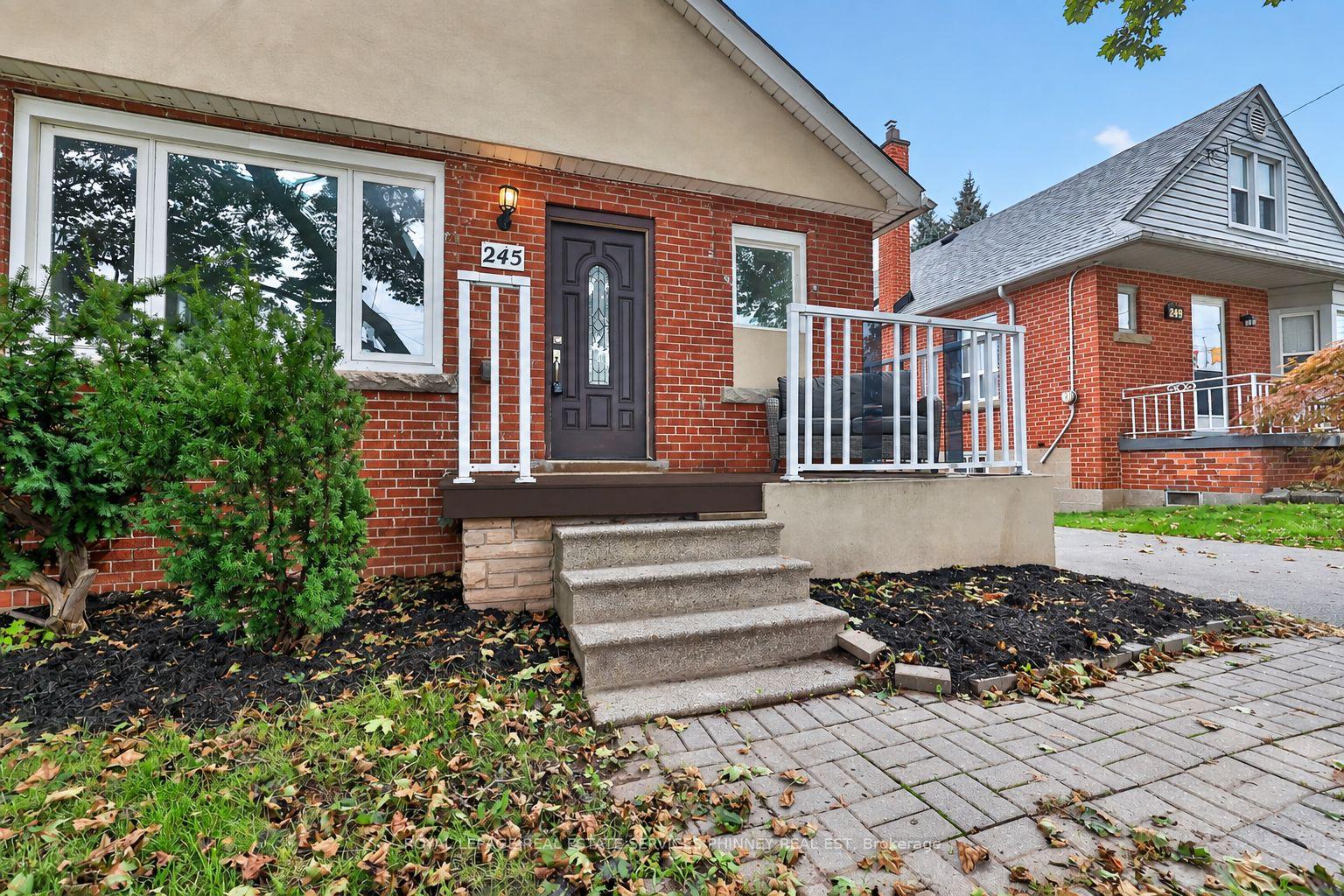 Photo 2 of 245 Glenholme Avenue, Hamilton, Glenview — HOMEH
