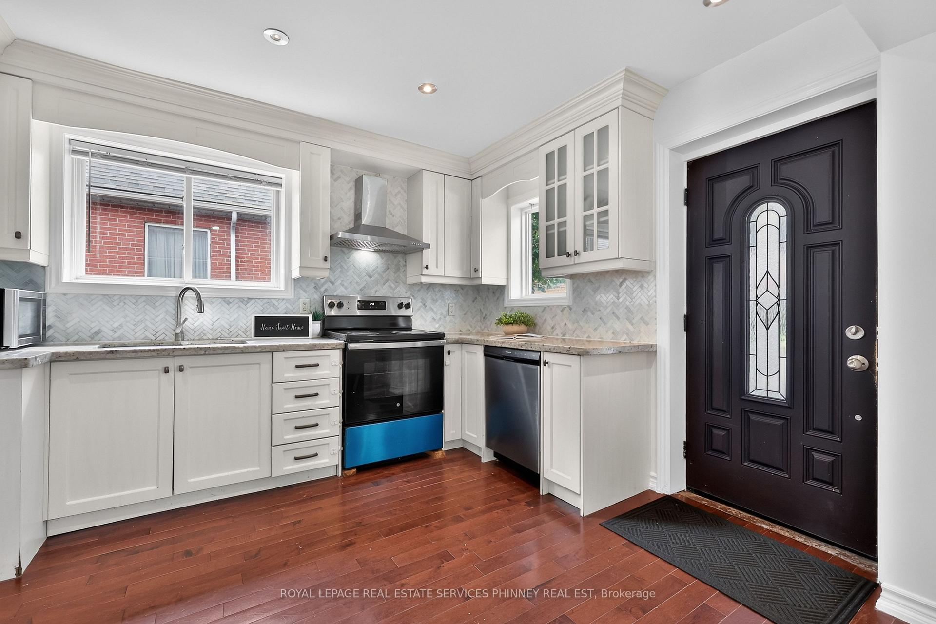 Photo 7 of 245 Glenholme Avenue, Hamilton, Glenview — HOMEH
