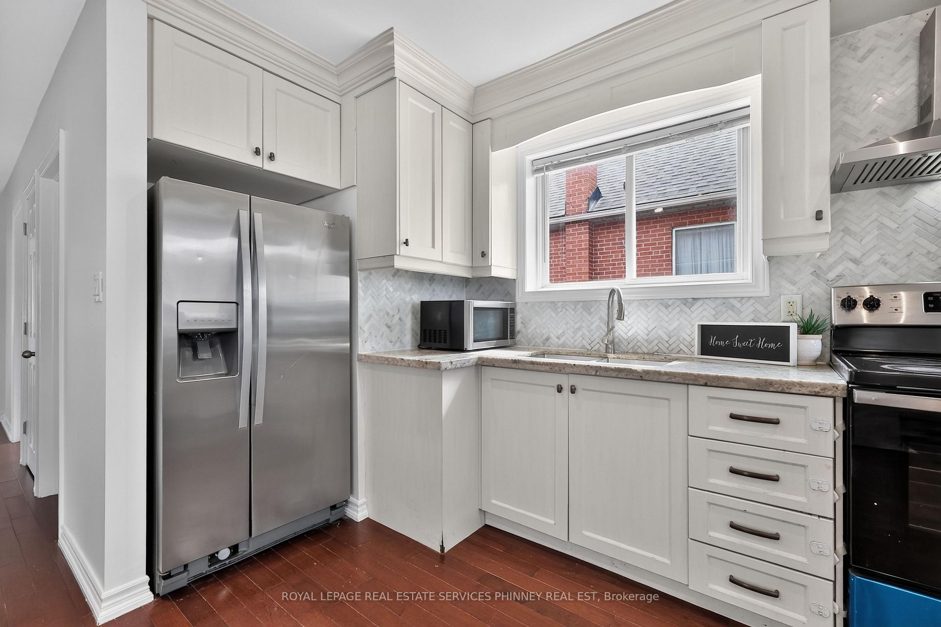 Photo 9 of 245 Glenholme Avenue, Hamilton, Glenview — HOMEH