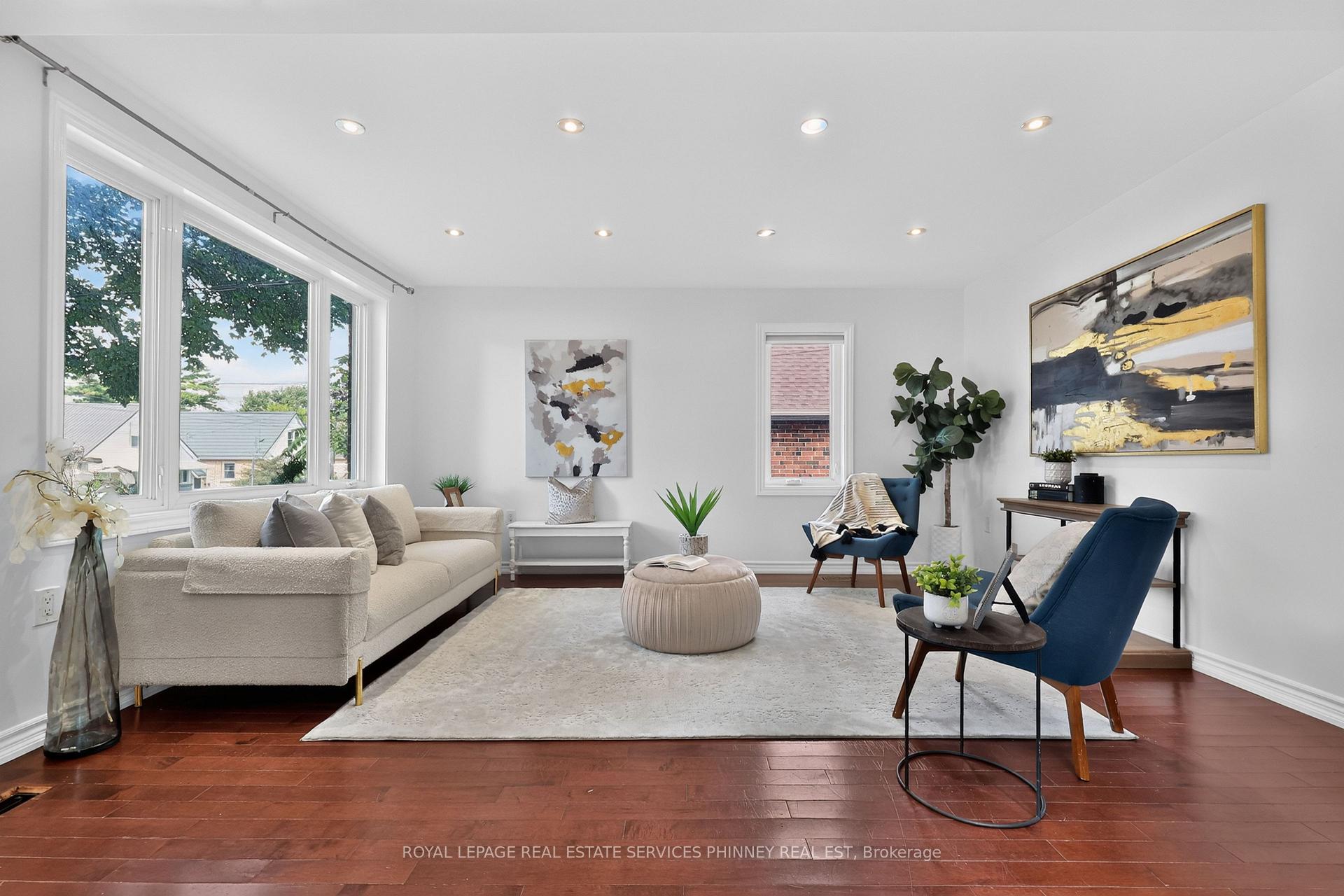 Photo 10 of 245 Glenholme Avenue, Hamilton, Glenview — HOMEH