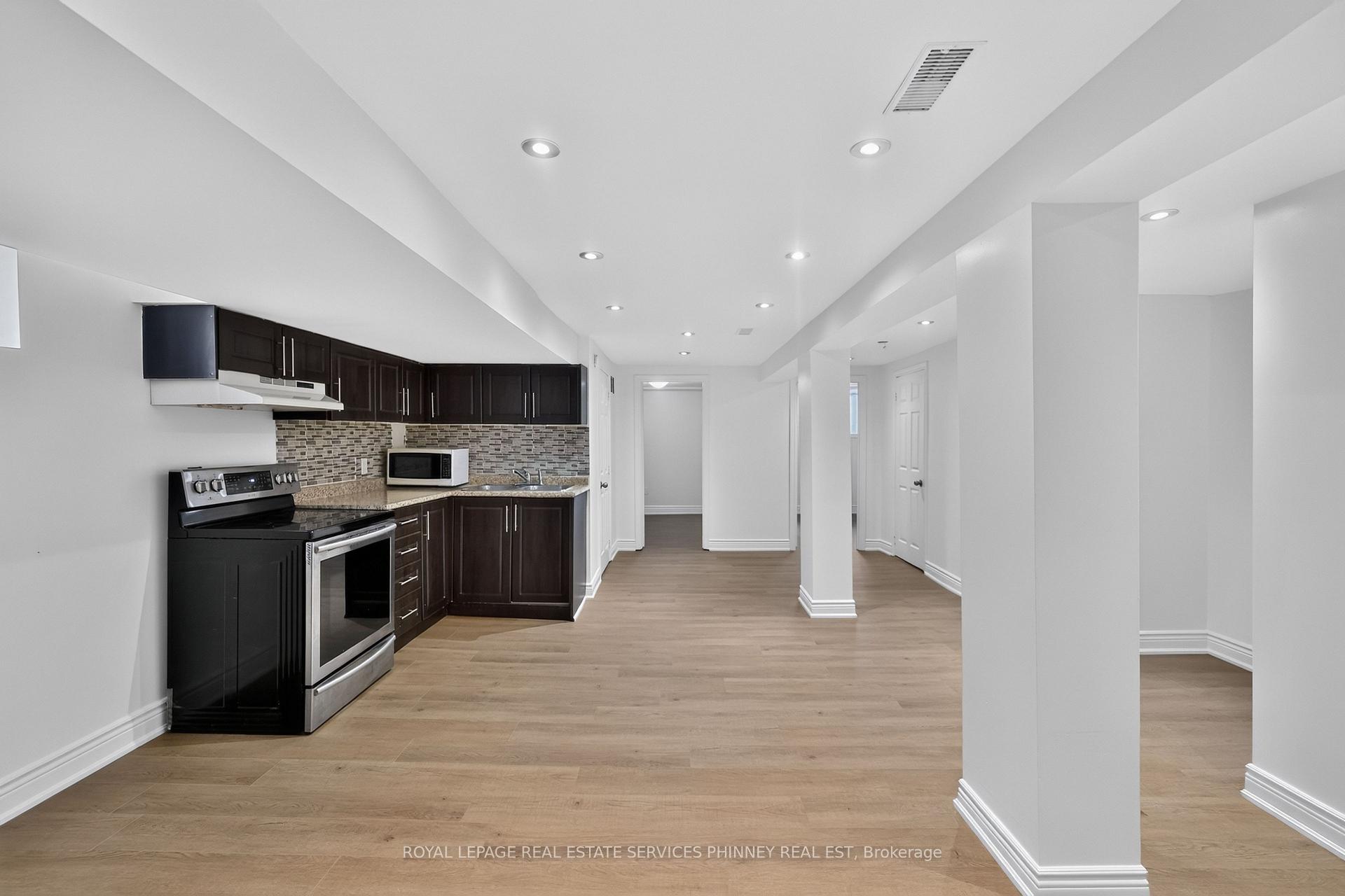 Photo 26 of 245 Glenholme Avenue, Hamilton, Glenview — HOMEH