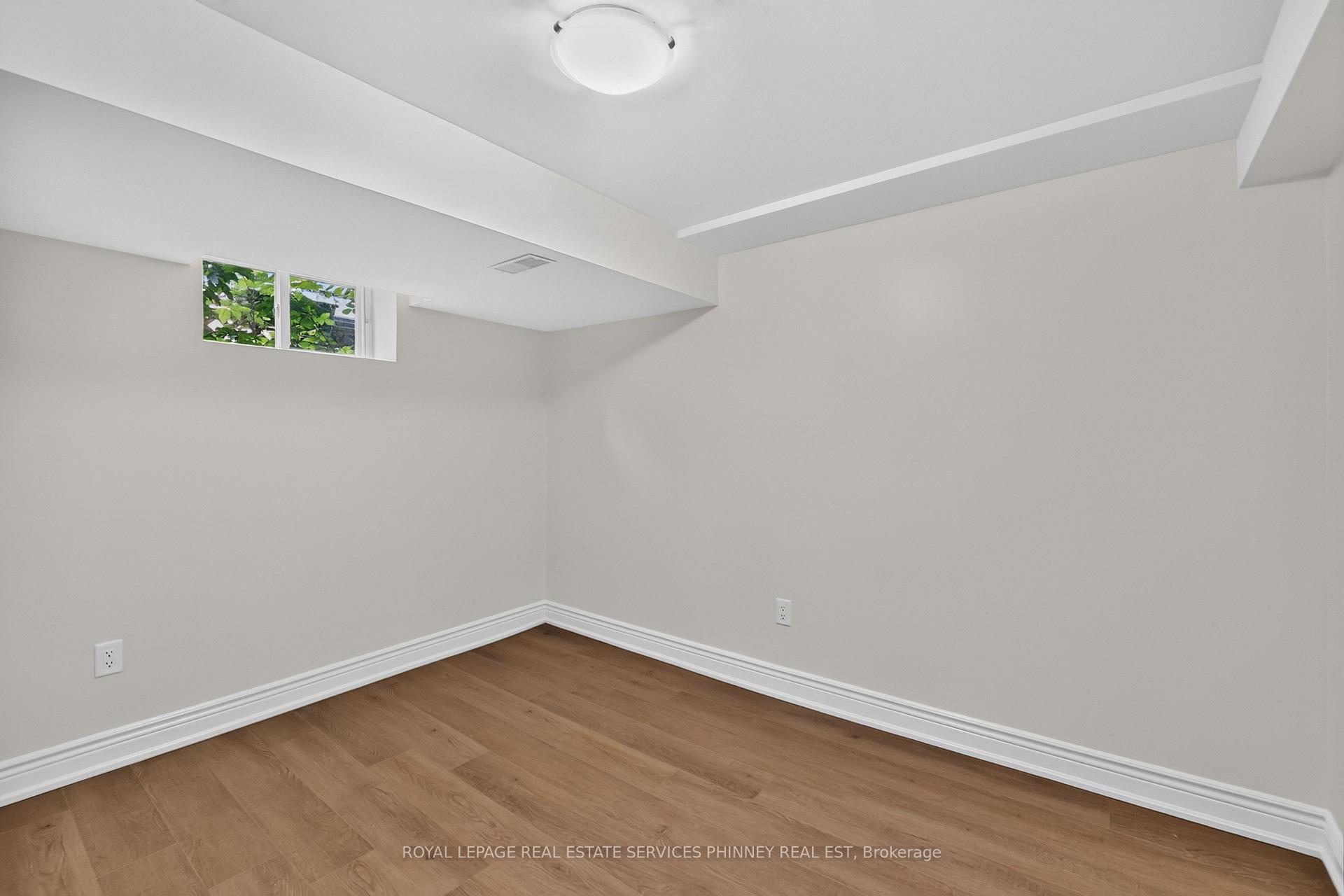 Photo 30 of 245 Glenholme Avenue, Hamilton, Glenview — HOMEH