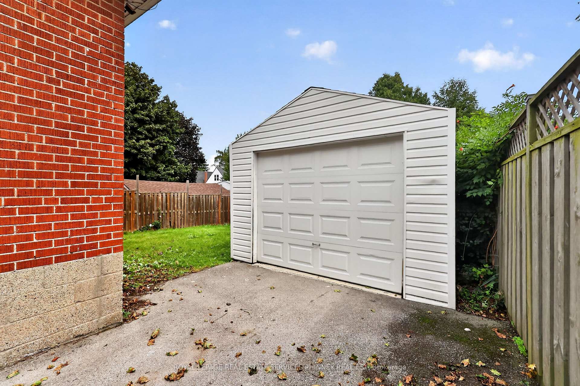 Photo 32 of 245 Glenholme Avenue, Hamilton, Glenview — HOMEH