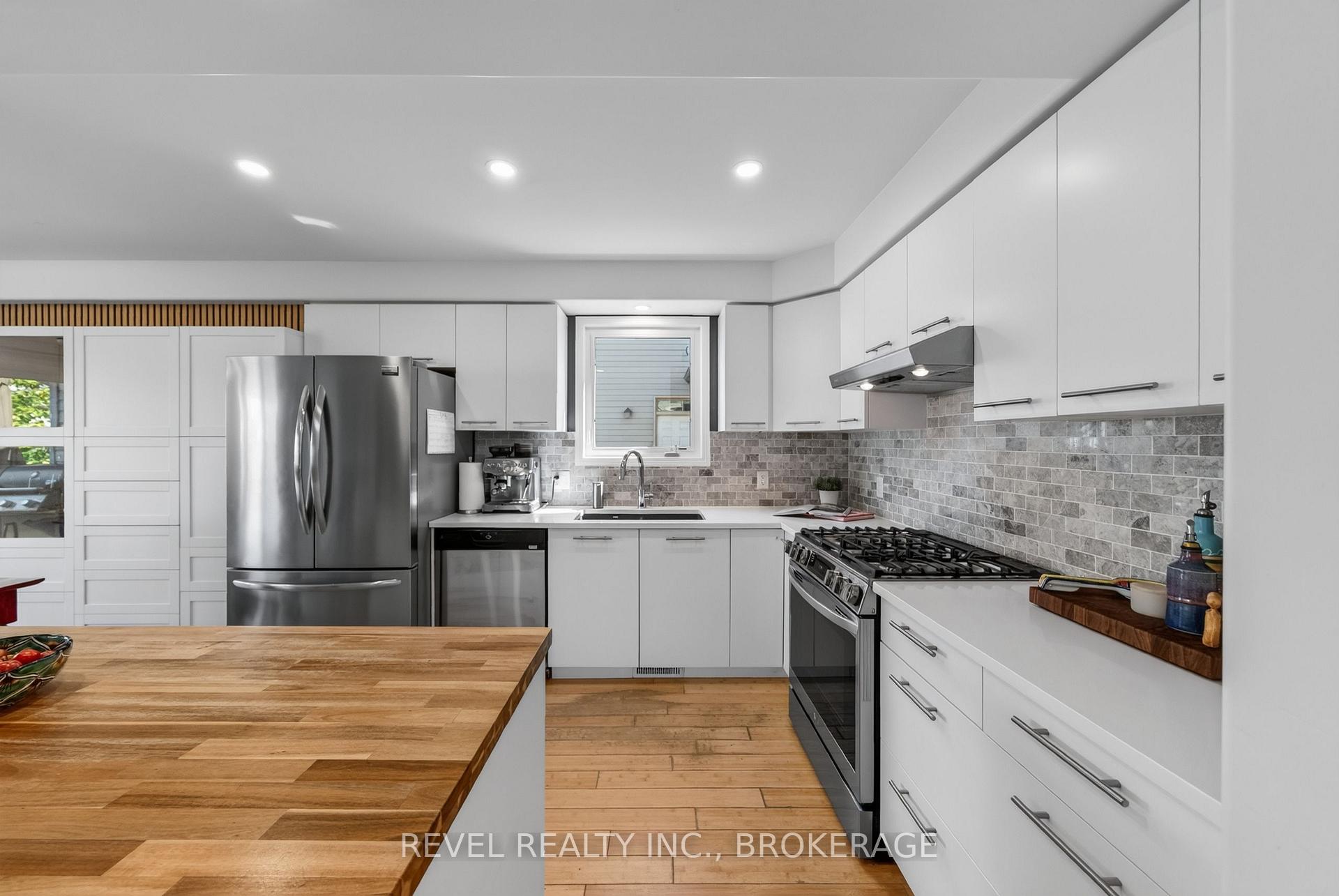 Photo 8 of 1304 Grace Avenue, Kingston, City Northwest — HOMEH