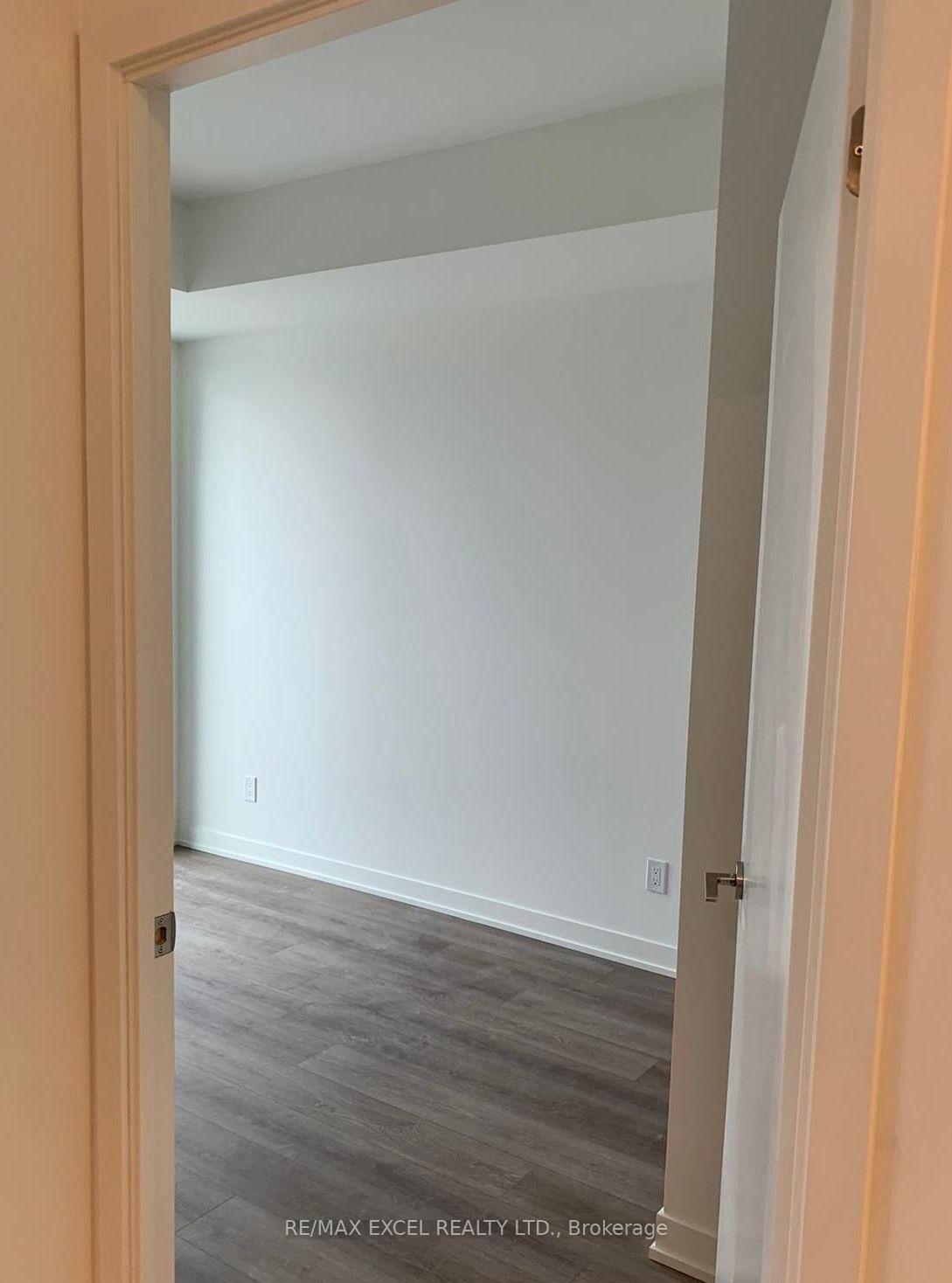 Photo 34 of Unit B505, 292 Verdale Crossing, Markham, Unionville — HOMEH