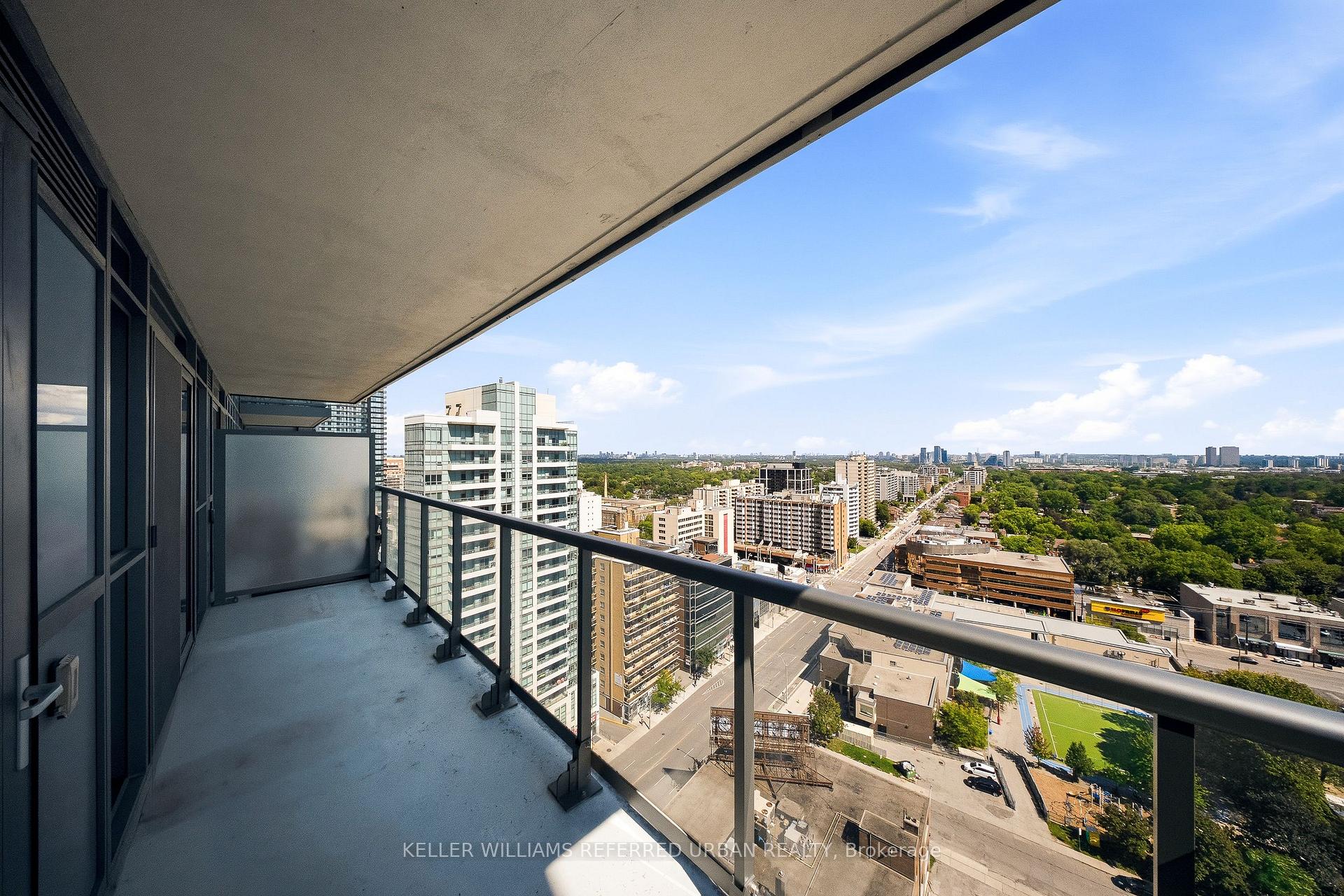 Photo 17 of Unit 2010, 125 Redpath Avenue, Toronto, Mount Pleasant West — HOMEH
