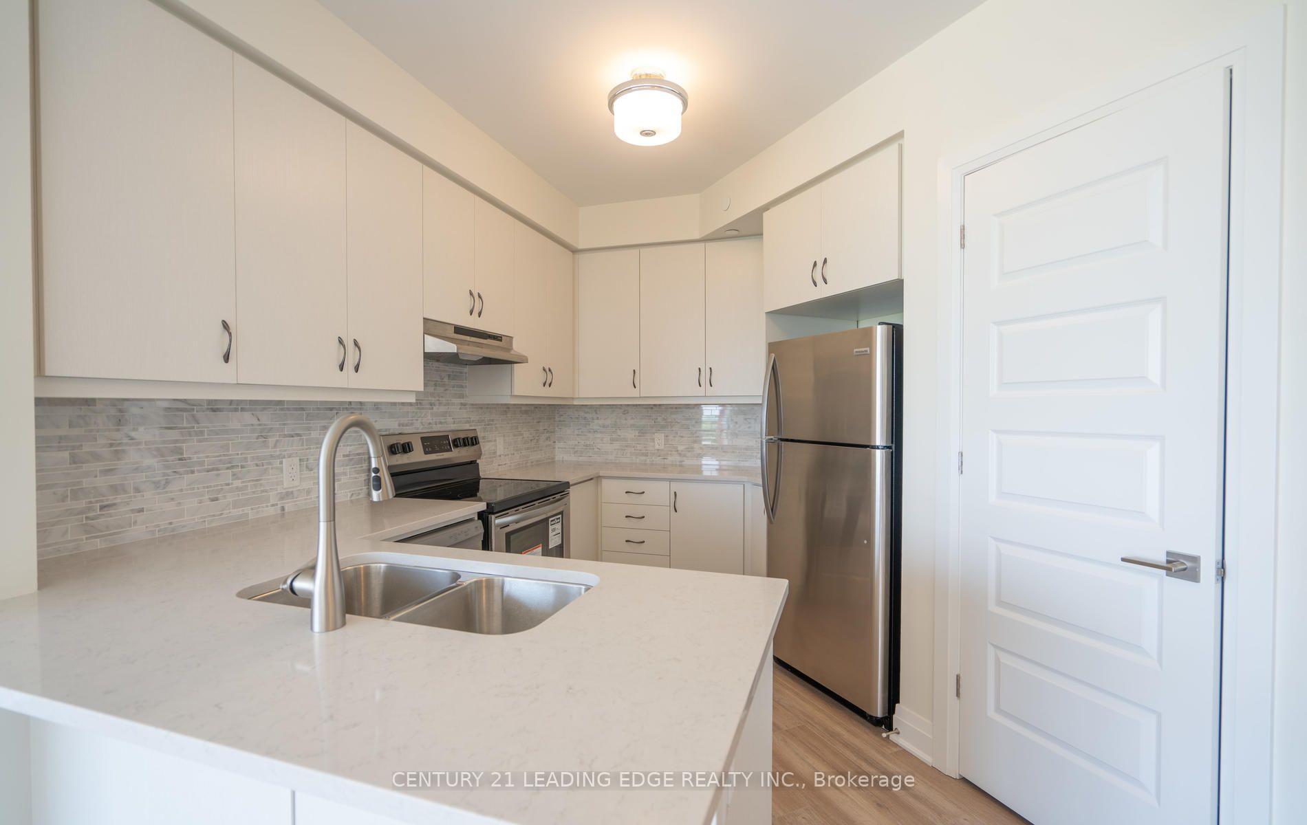 Photo 4 of Unit 612, 58 Adam Sellers Street, Markham, Cornell — HOMEH