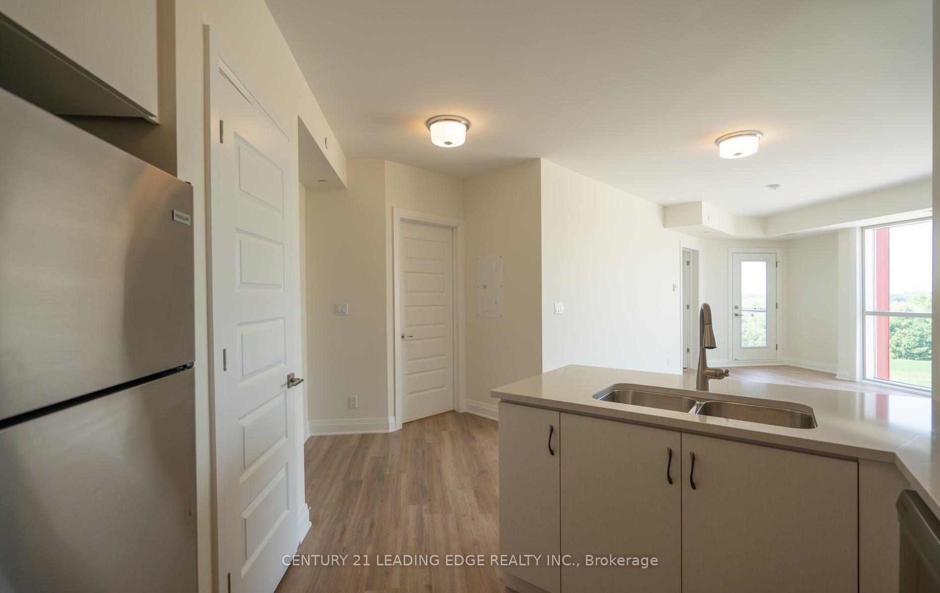 Photo 5 of Unit 612, 58 Adam Sellers Street, Markham, Cornell — HOMEH
