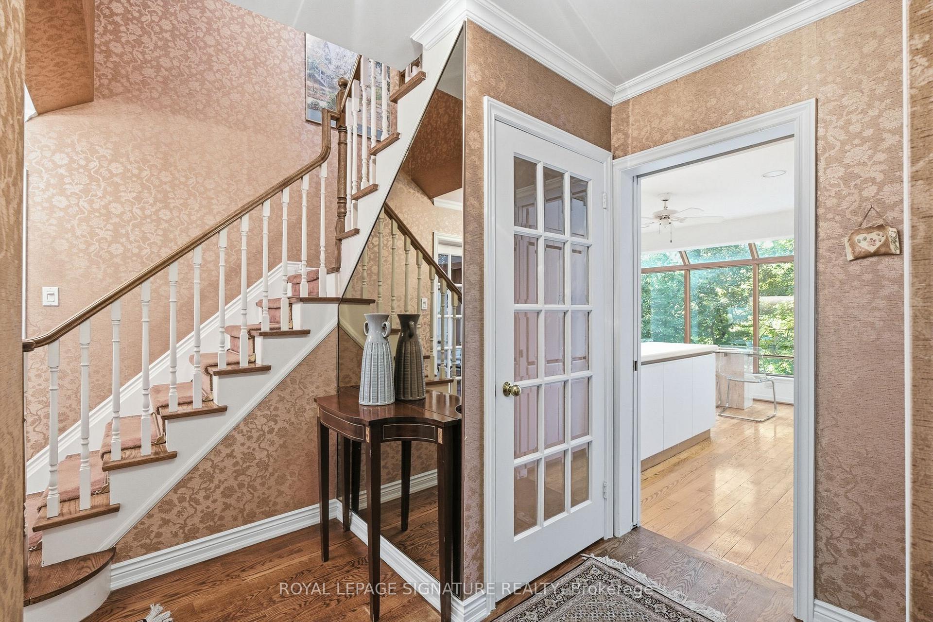 Photo 5 of 20 Wellesbourne Crescent, North York, Hillcrest Village — HOMEH