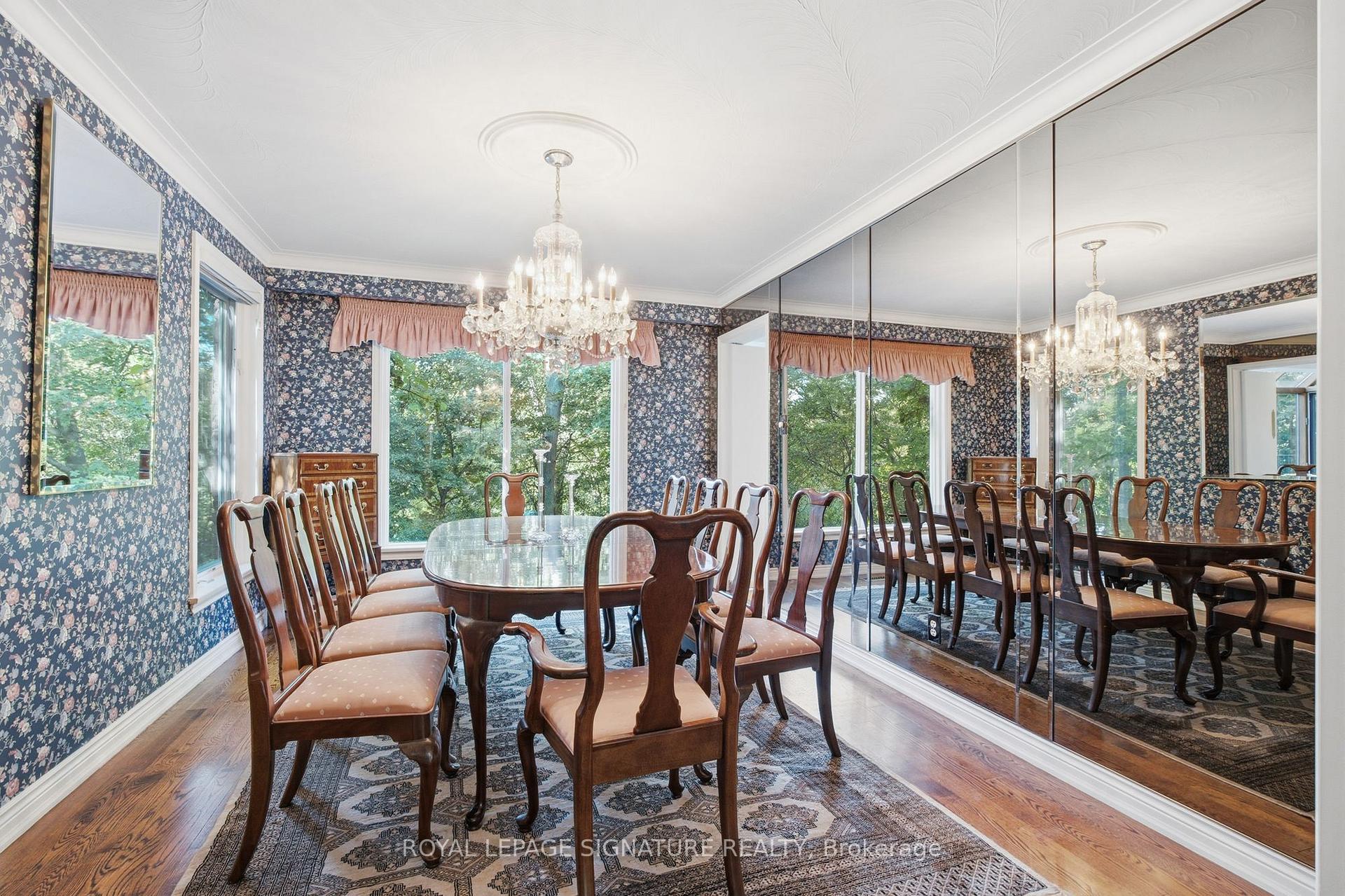 Photo 8 of 20 Wellesbourne Crescent, North York, Hillcrest Village — HOMEH