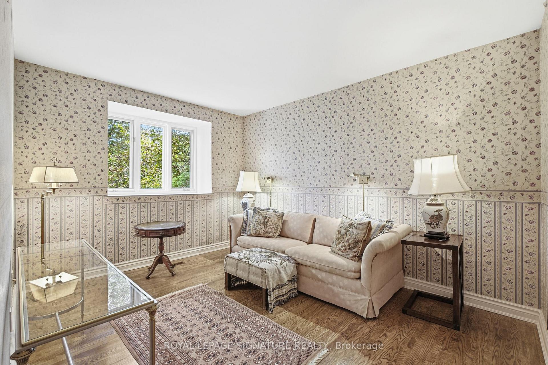 Photo 33 of 20 Wellesbourne Crescent, North York, Hillcrest Village — HOMEH
