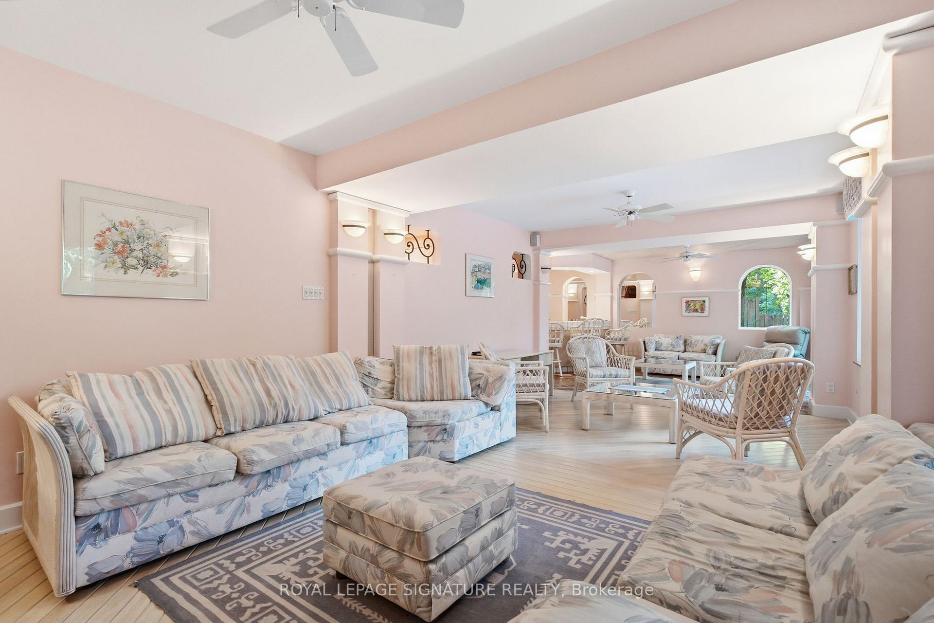 Photo 43 of 20 Wellesbourne Crescent, North York, Hillcrest Village — HOMEH