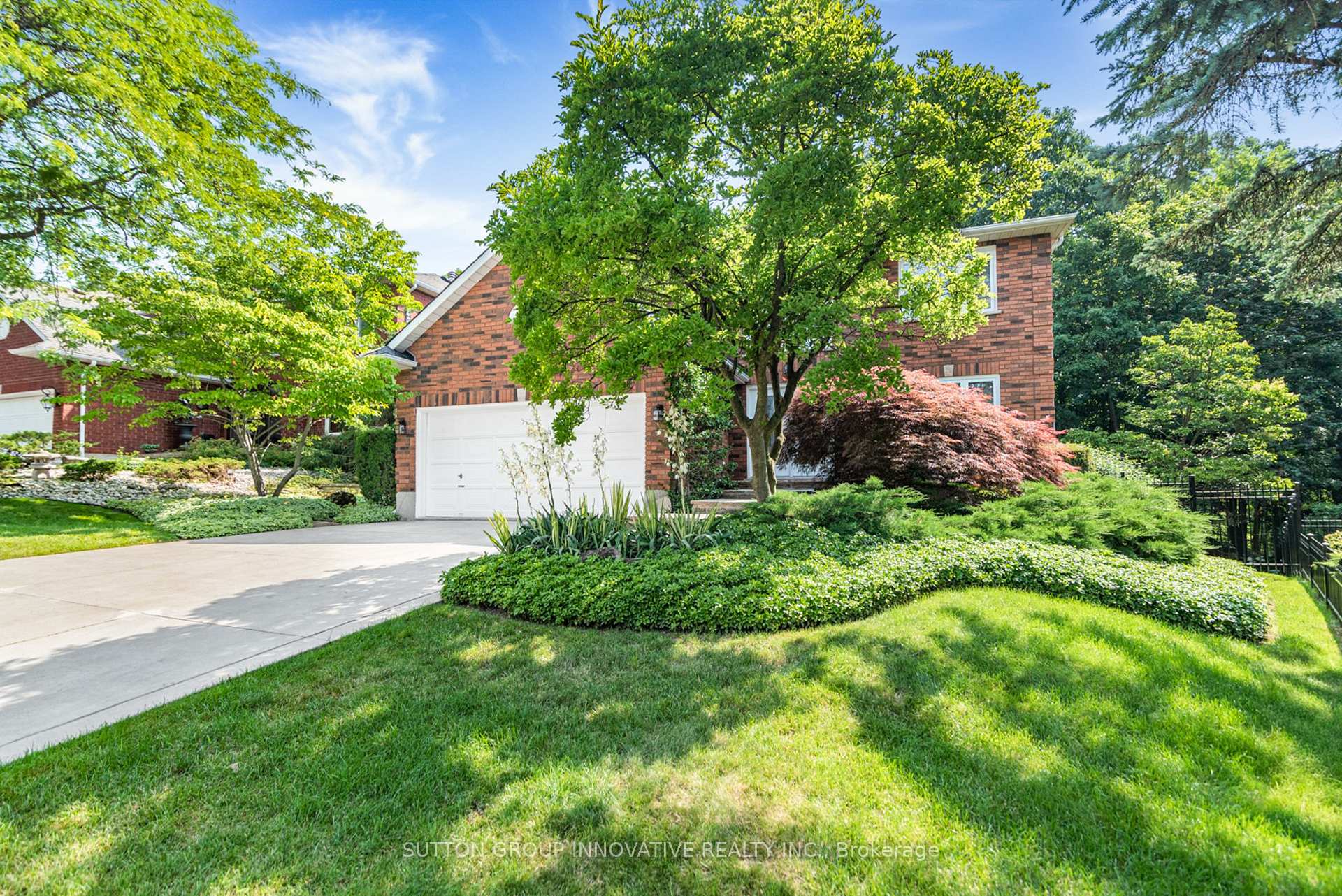 Photo 2 of 59 Renata Court, Hamilton, Dundas — HOMEH