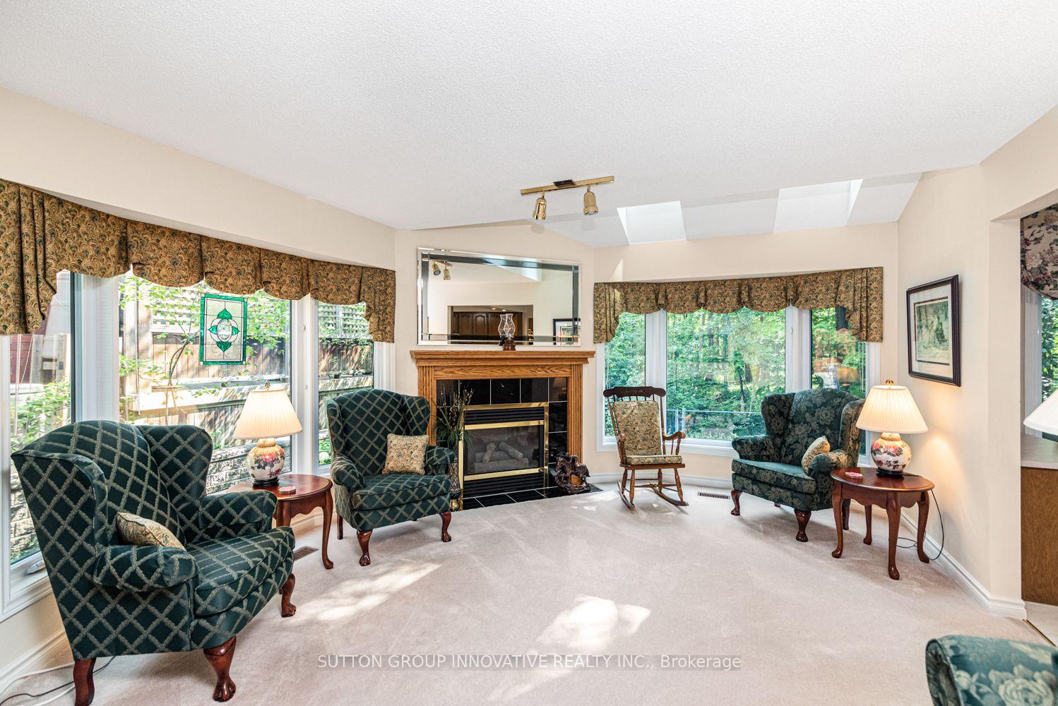 Photo 12 of 59 Renata Court, Hamilton, Dundas — HOMEH