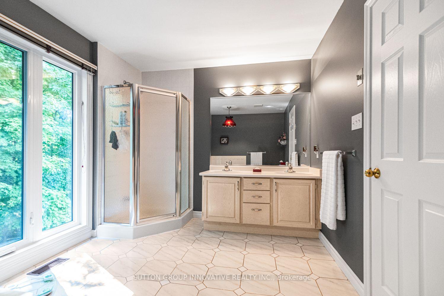 Photo 19 of 59 Renata Court, Hamilton, Dundas — HOMEH