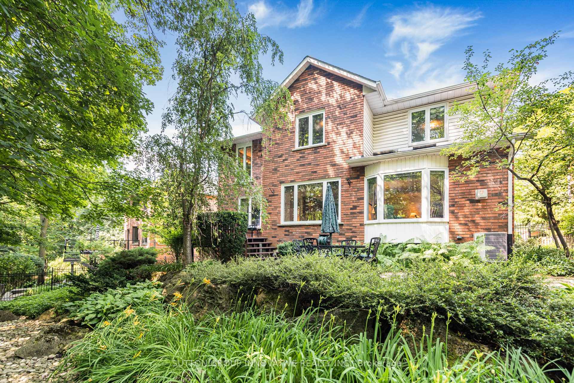 Photo 41 of 59 Renata Court, Hamilton, Dundas — HOMEH