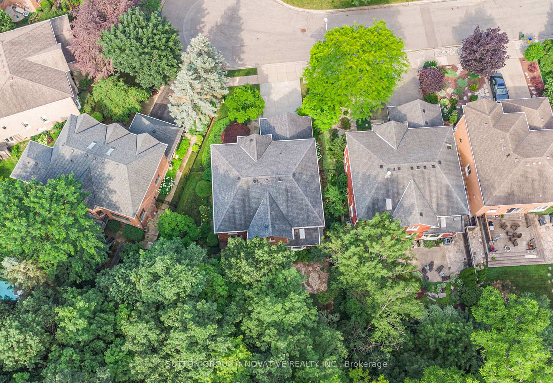 Photo 46 of 59 Renata Court, Hamilton, Dundas — HOMEH