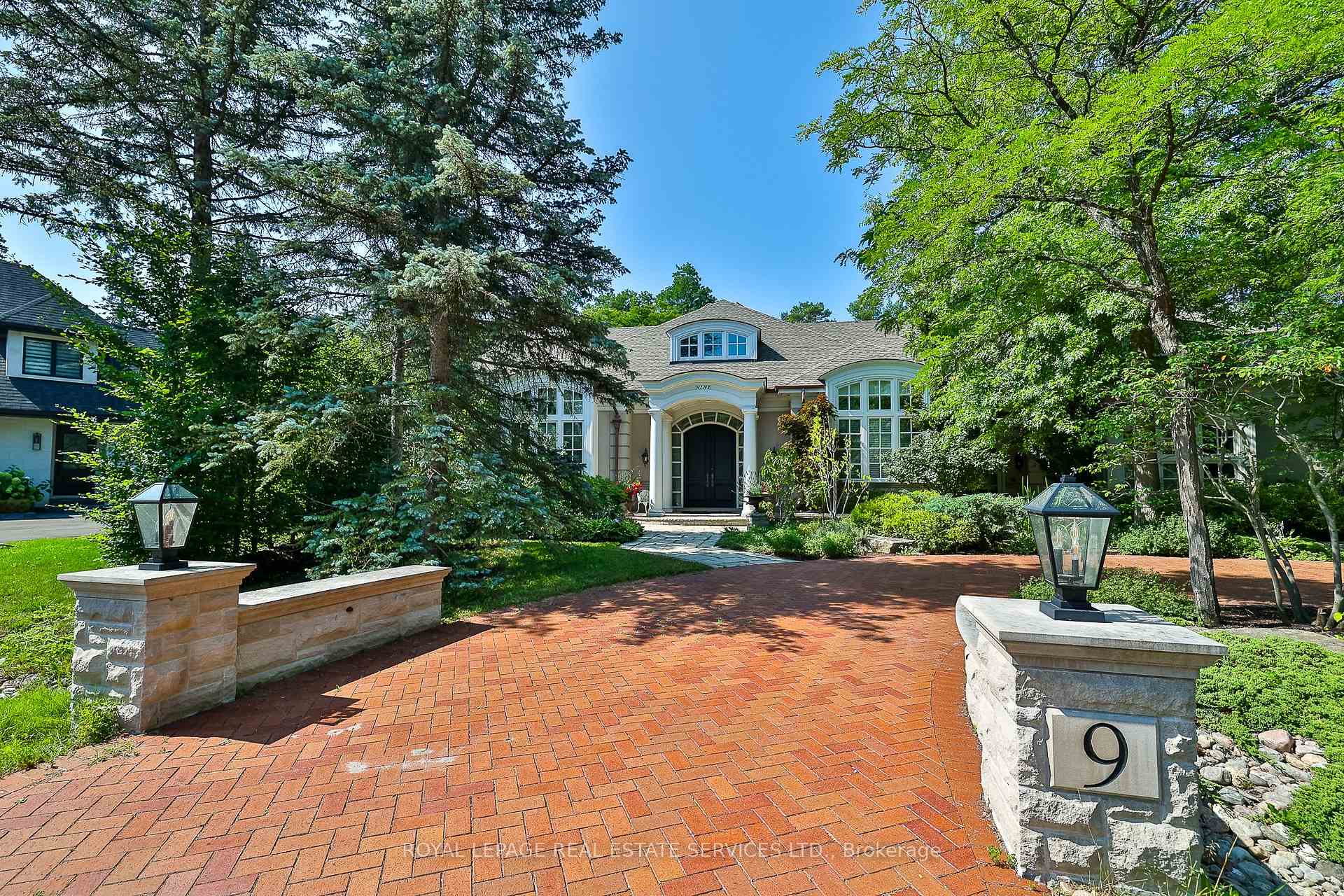 Photo 2 of 9 Seinecliffe Road, Markham, Bayview Glen — HOMEH