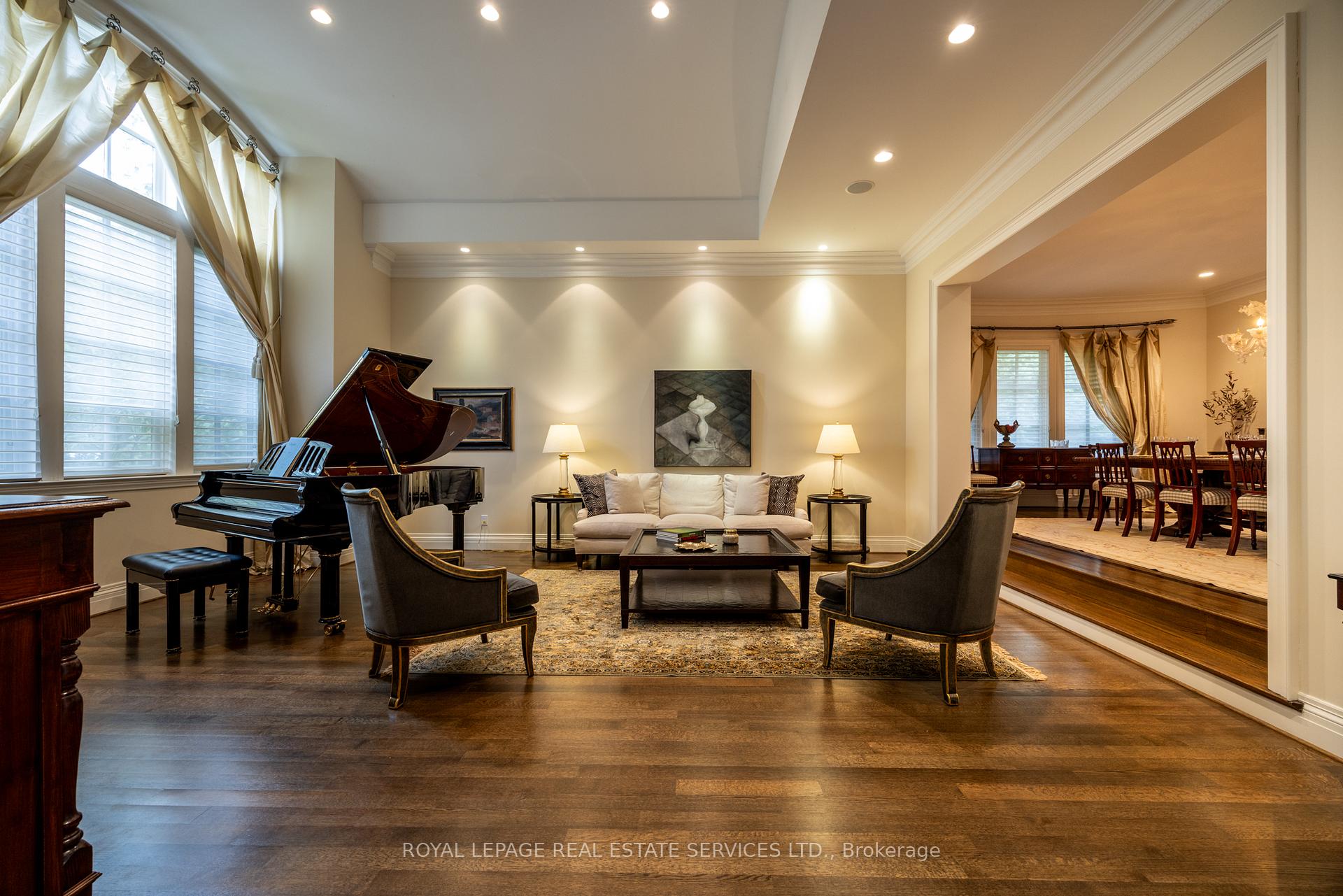 Photo 5 of 9 Seinecliffe Road, Markham, Bayview Glen — HOMEH