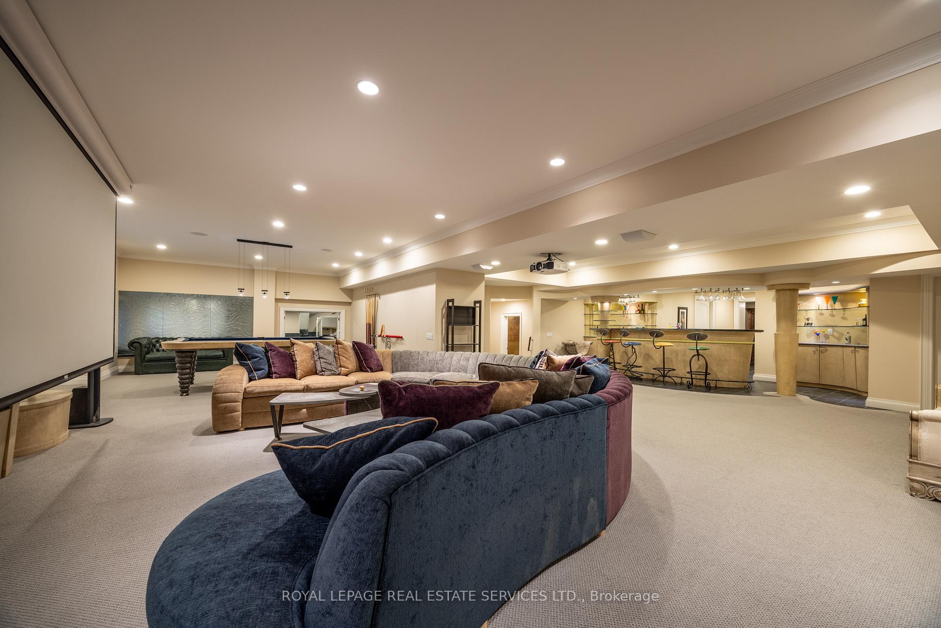 Photo 32 of 9 Seinecliffe Road, Markham, Bayview Glen — HOMEH