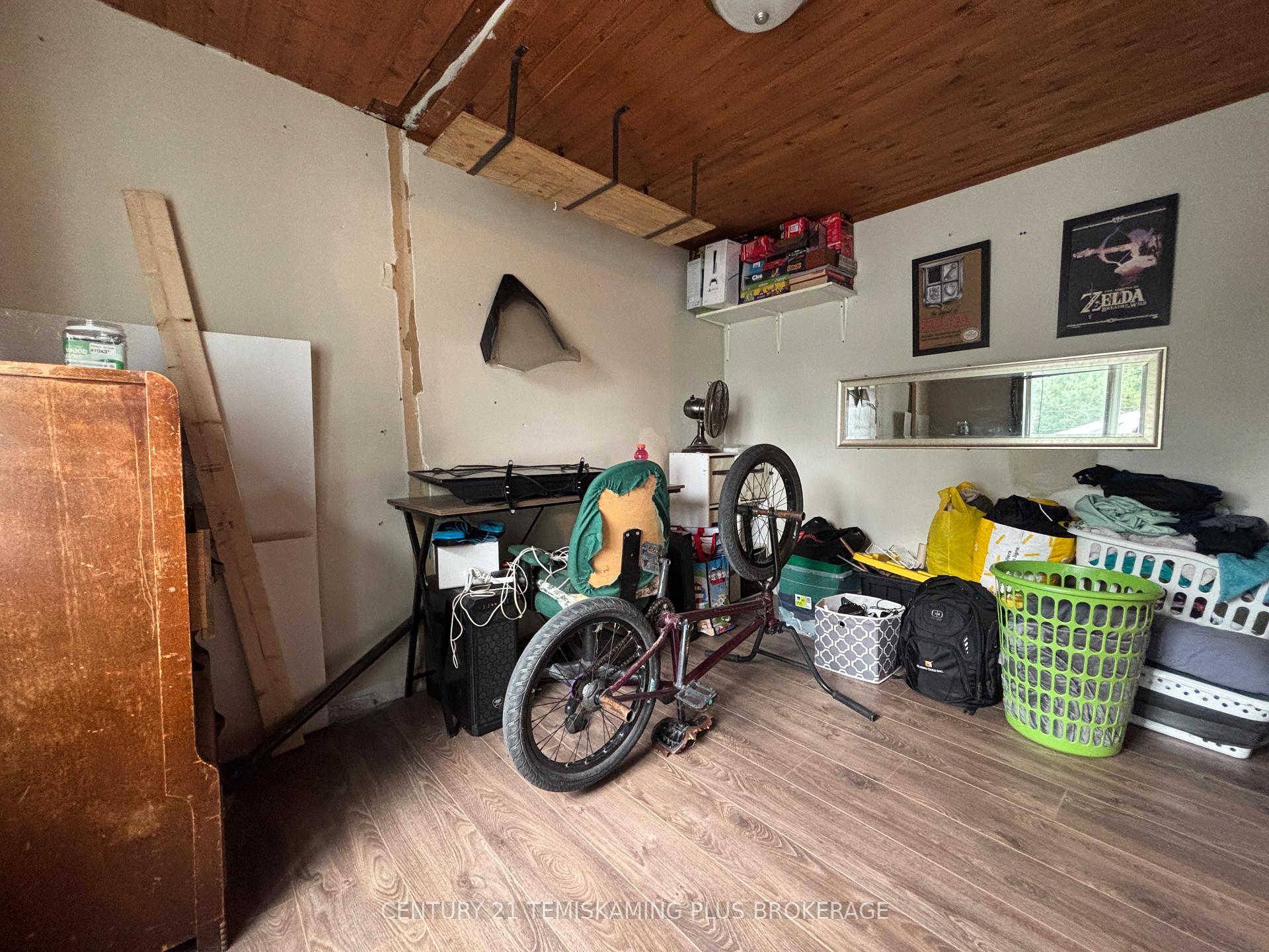 Photo 11 of 14 Day Avenue, Kirkland Lake — HOMEH