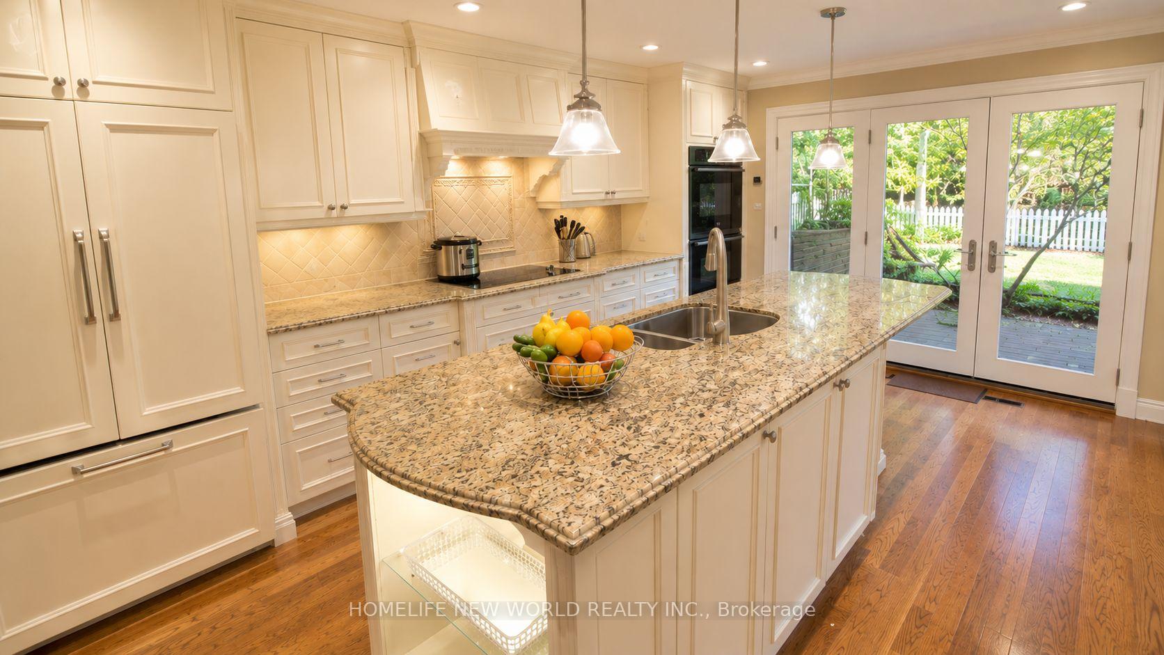 Photo 7 of 5 Vanwood Road, Markham, Thornhill — HOMEH