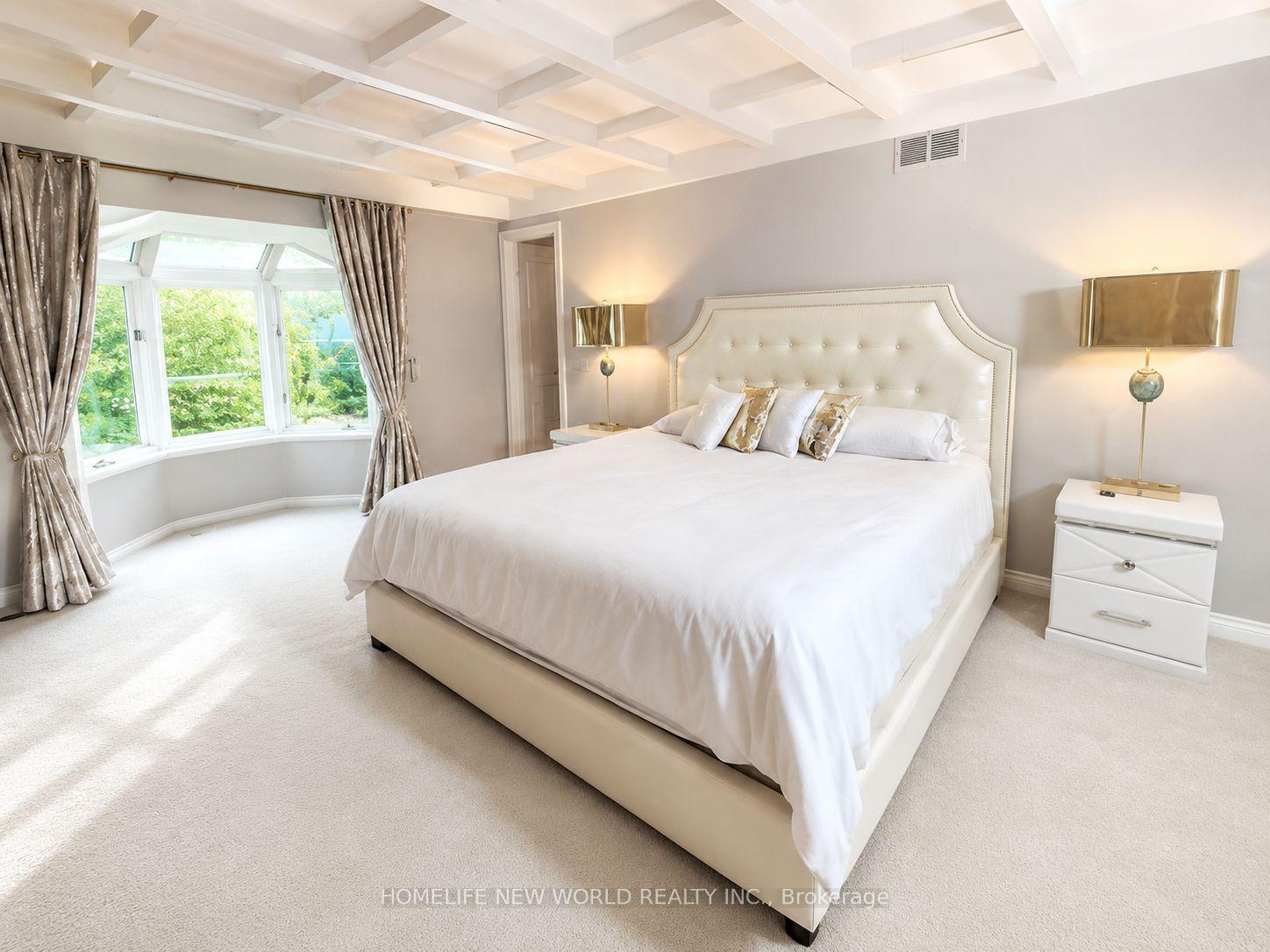 Photo 11 of 5 Vanwood Road, Markham, Thornhill — HOMEH