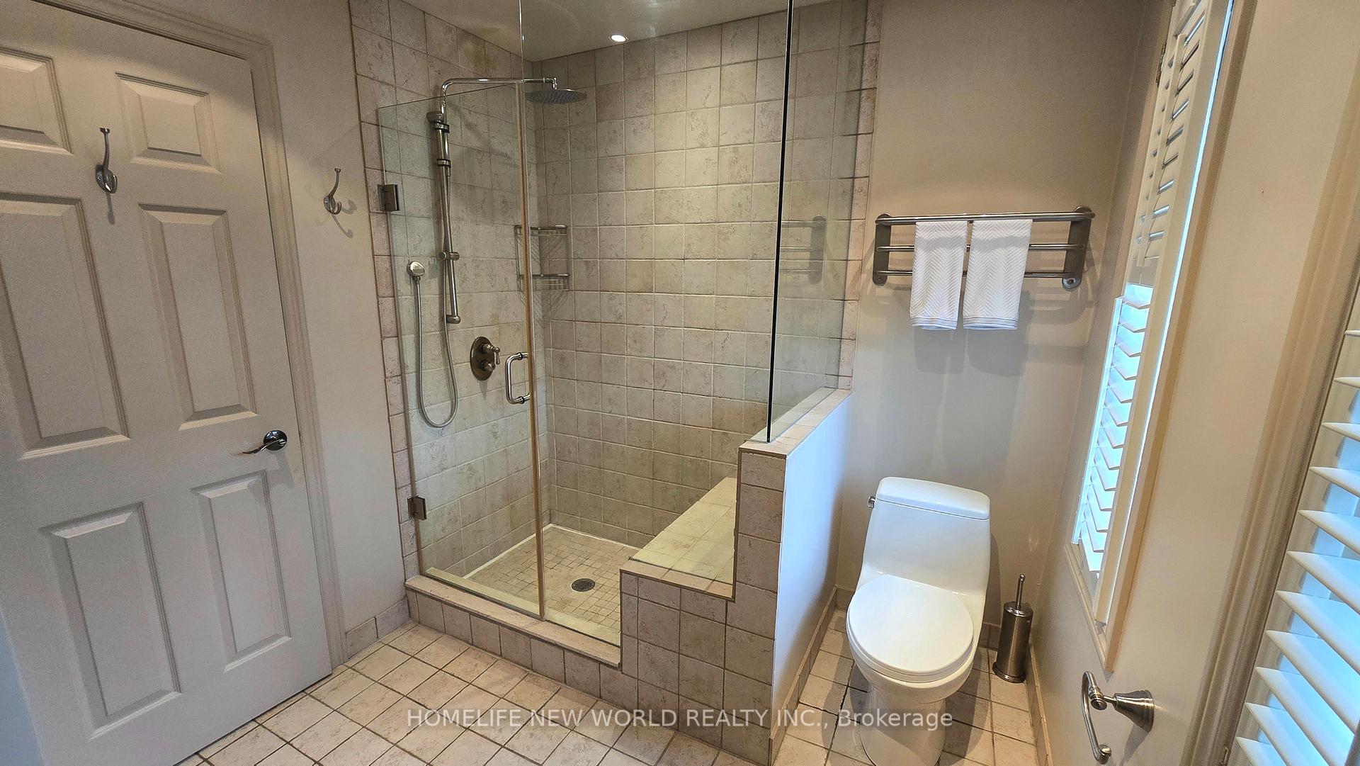 Photo 19 of 5 Vanwood Road, Markham, Thornhill — HOMEH