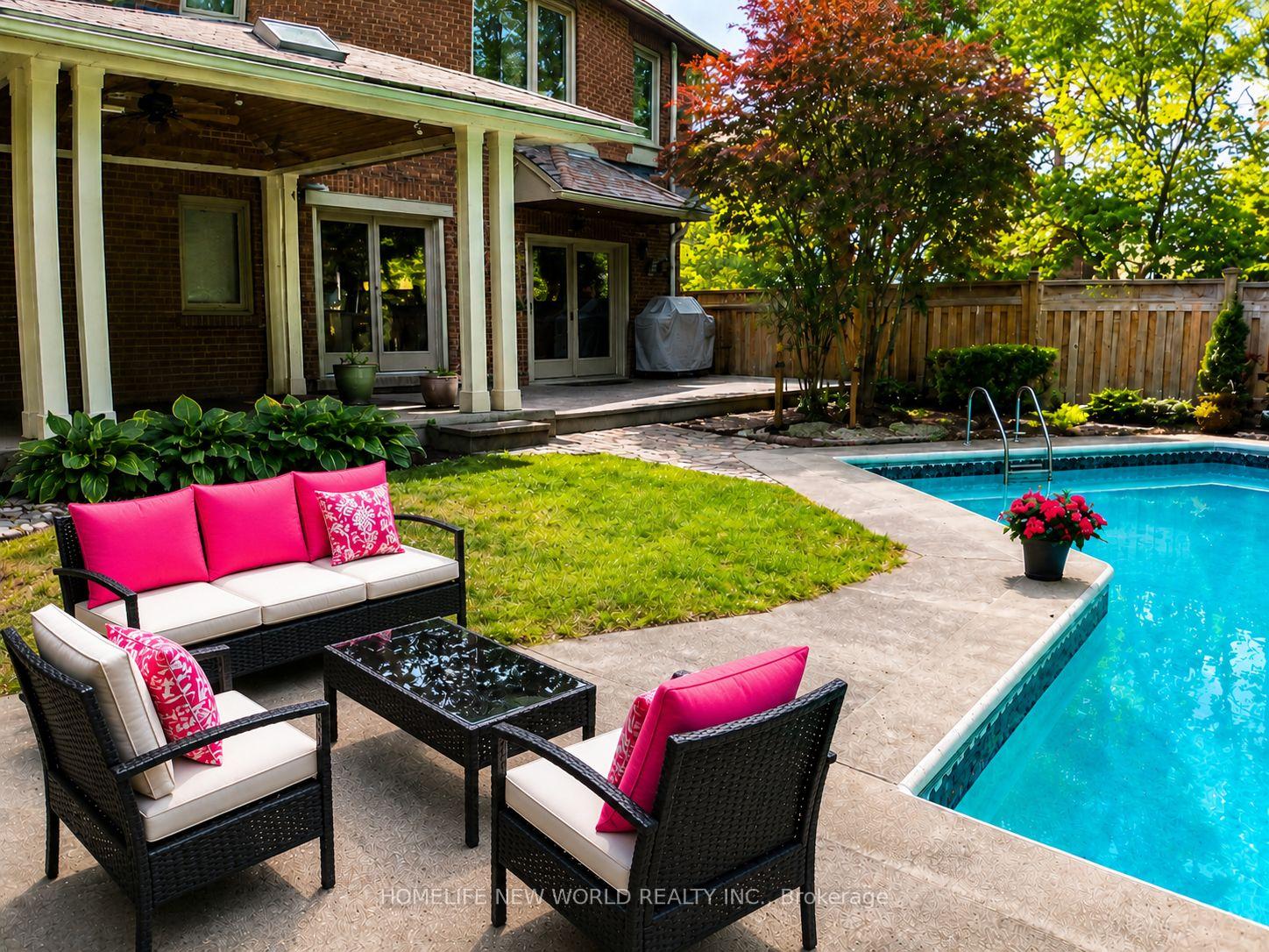 Photo 38 of 5 Vanwood Road, Markham, Thornhill — HOMEH