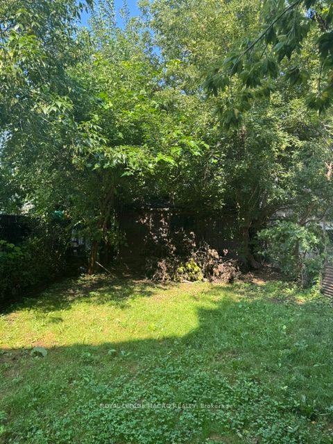 Photo 26 of 143 Elgin Street, Hamilton, Beasley — HOMEH