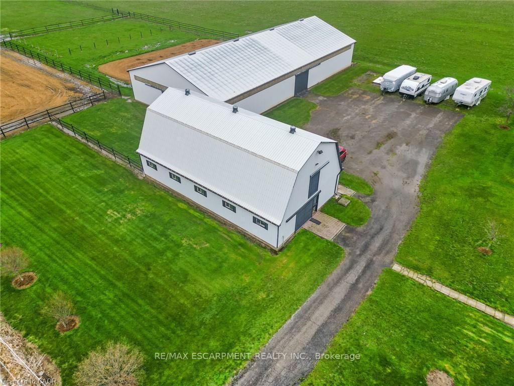 Photo 13 of 2223 Hall Road, Hamilton, Rural Glanbrook — HOMEH