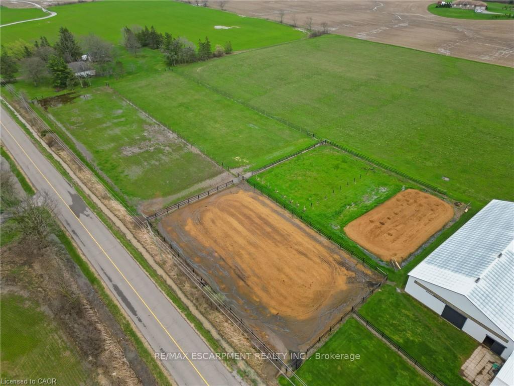 Photo 15 of 2223 Hall Road, Hamilton, Rural Glanbrook — HOMEH